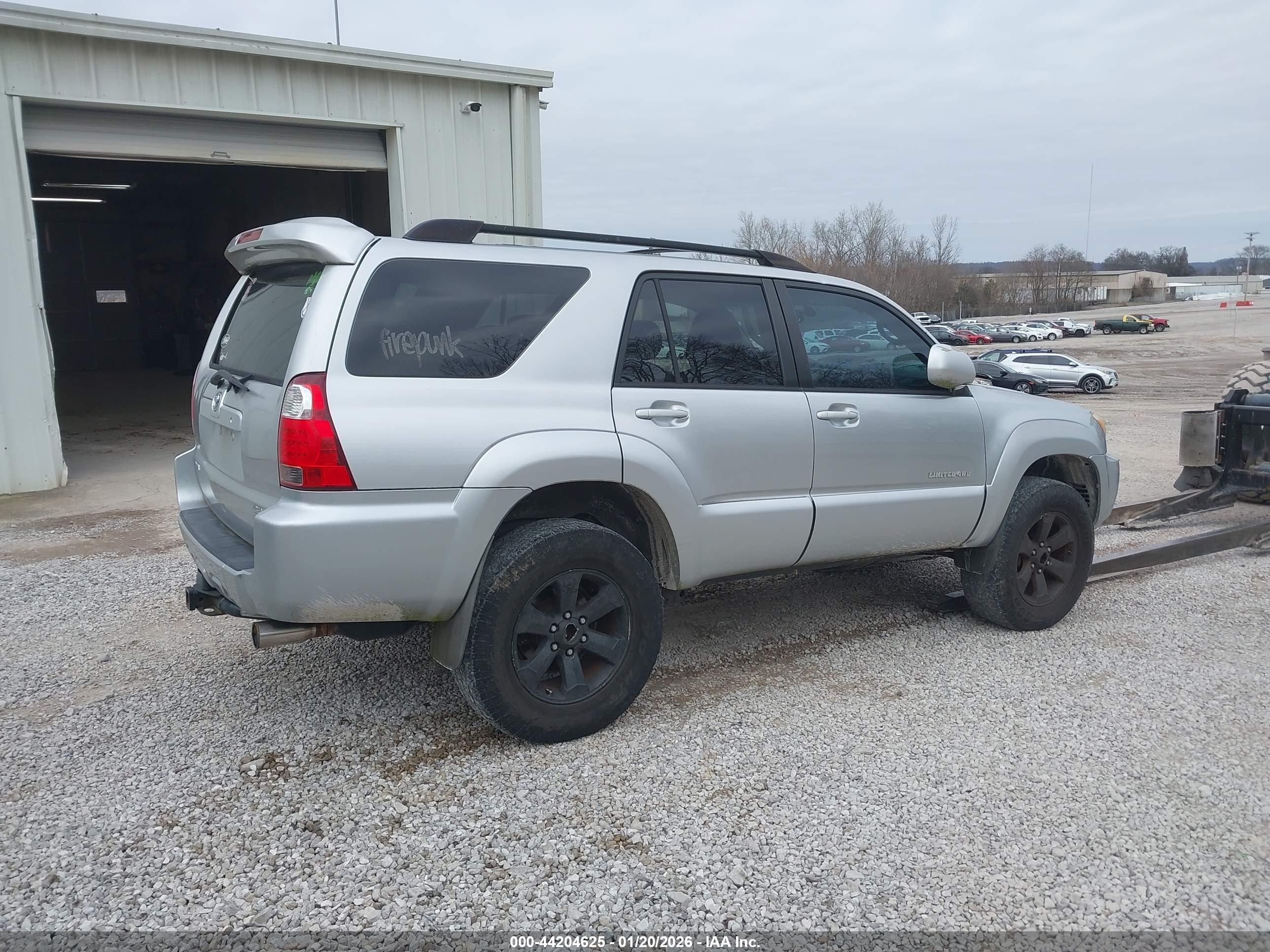TOYOTA 4RUNNER image 4