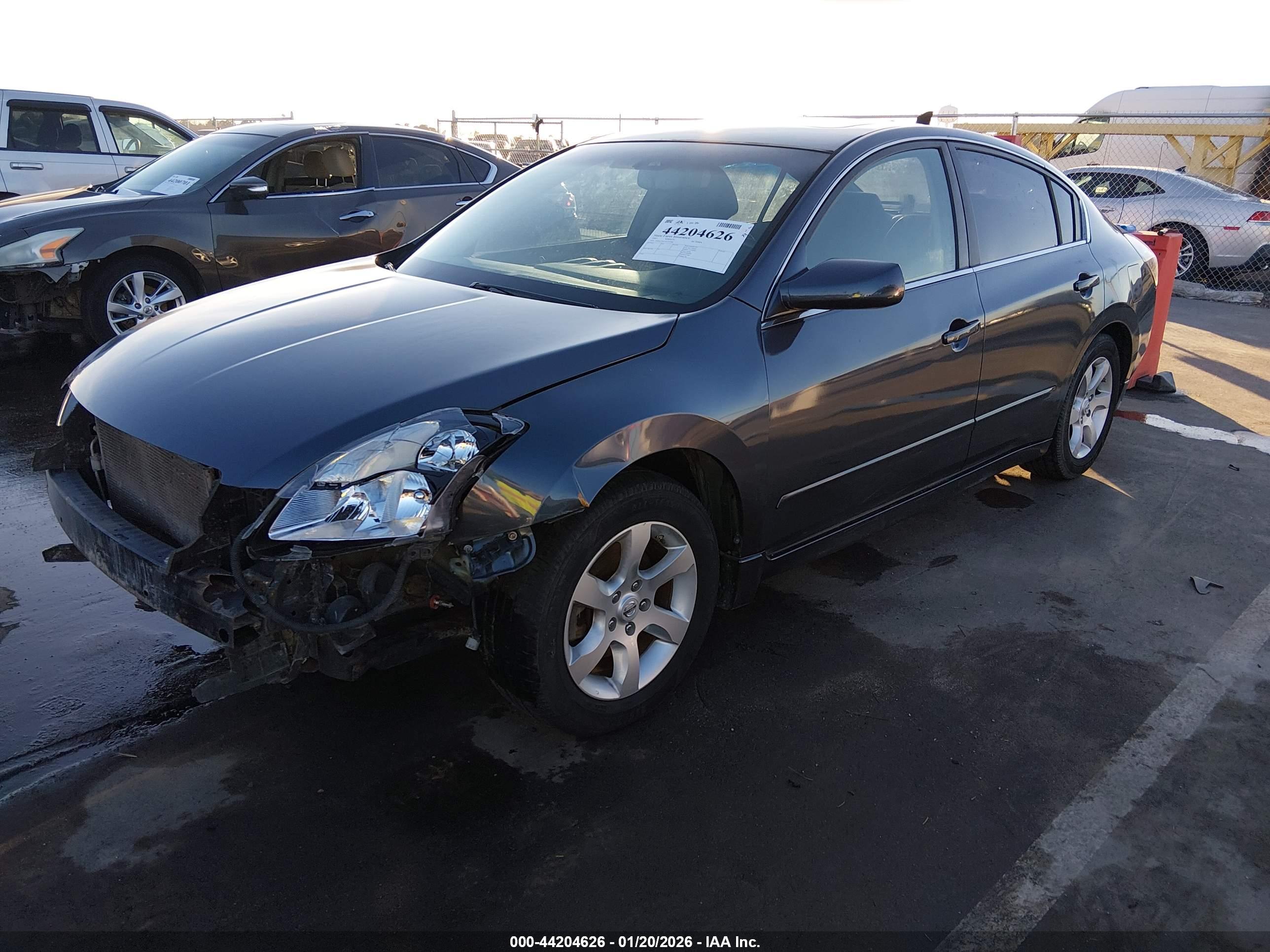 NISSAN ALTIMA image 2