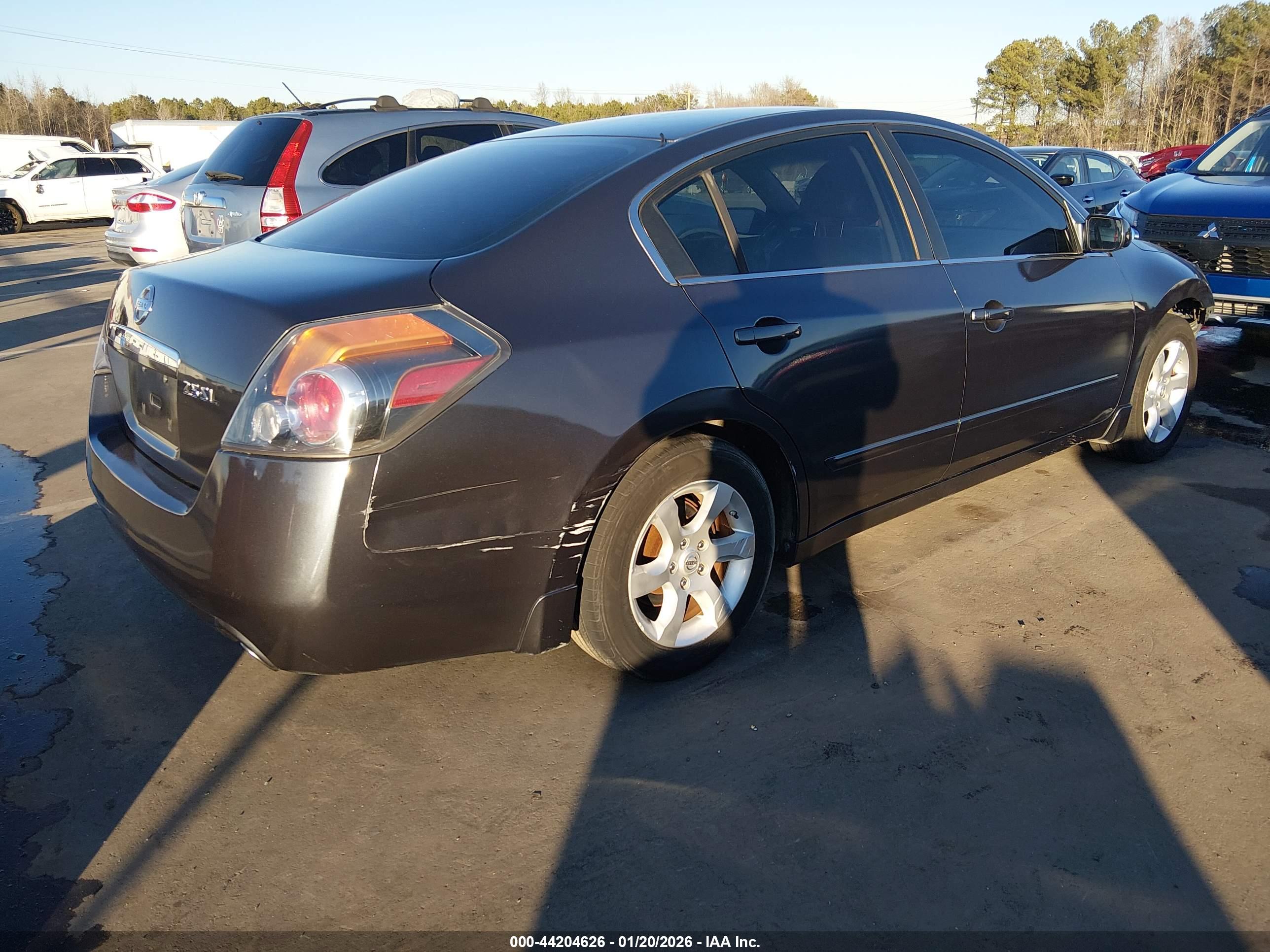 NISSAN ALTIMA image 4