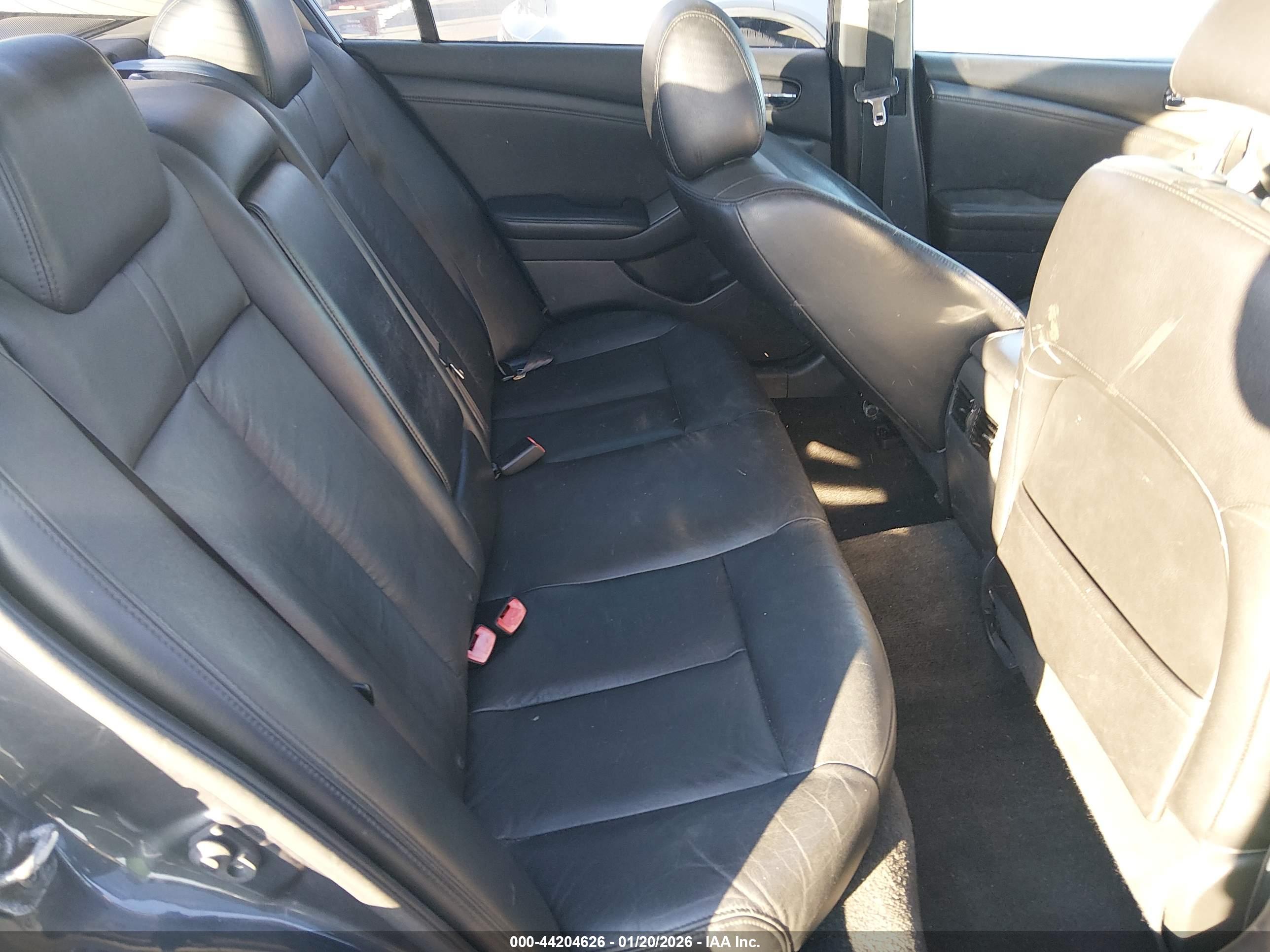 NISSAN ALTIMA image 8