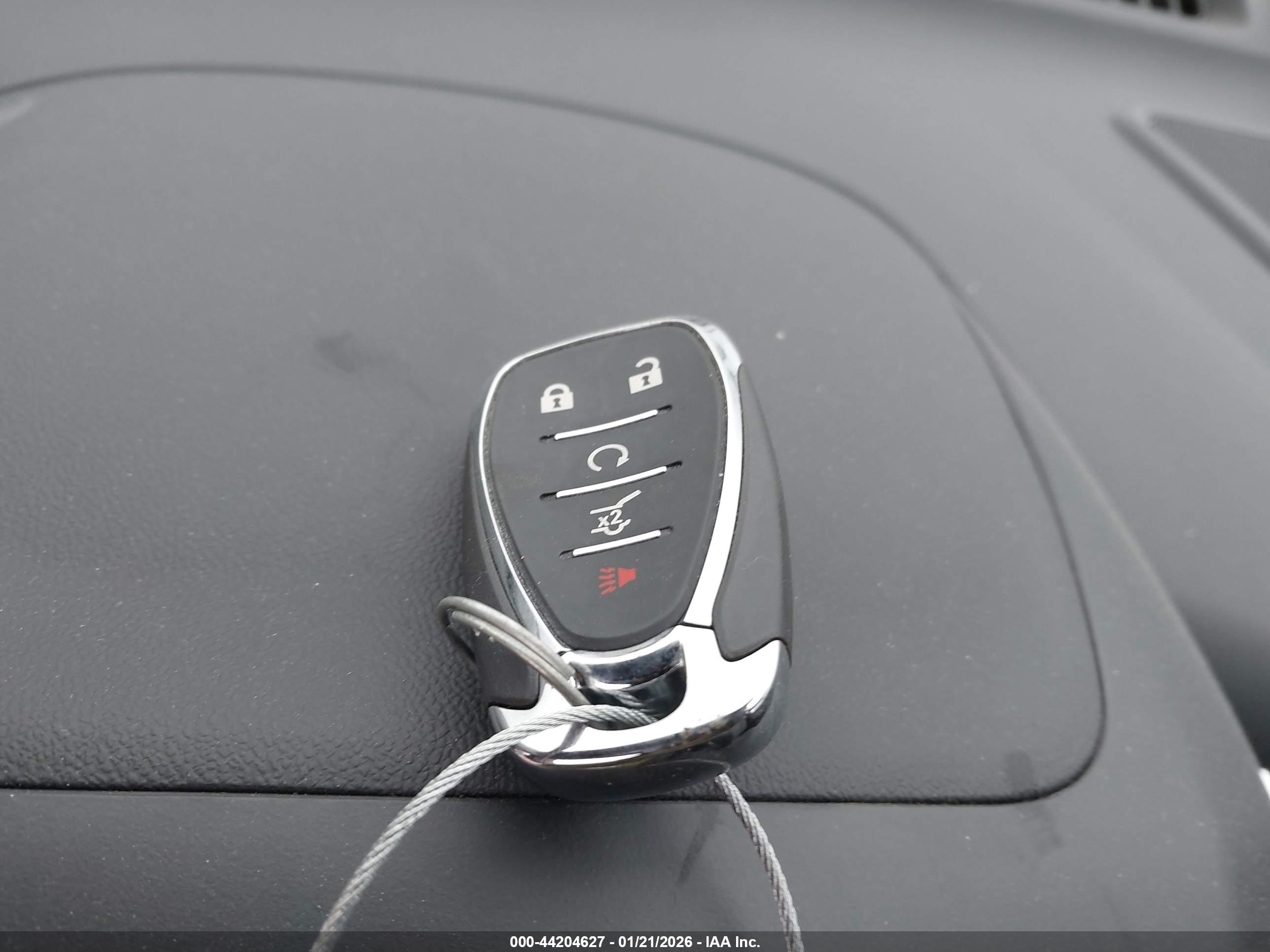 CHEVROLET EQUINOX image 11