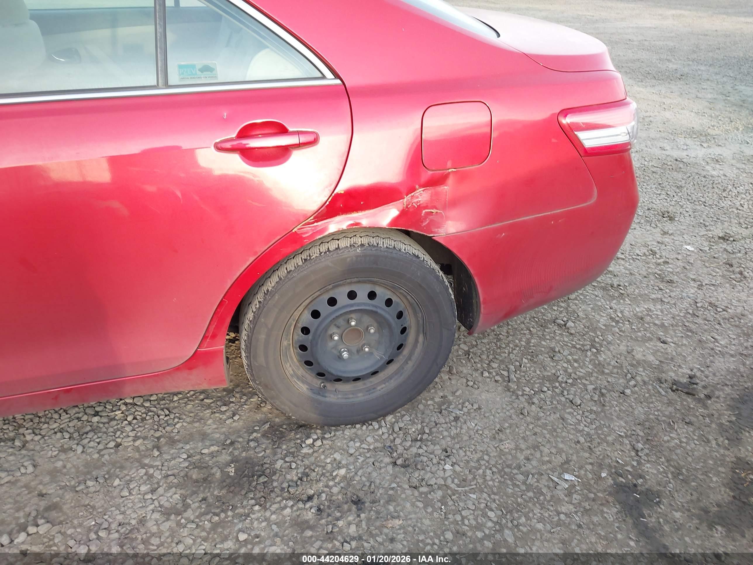 TOYOTA CAMRY image 6