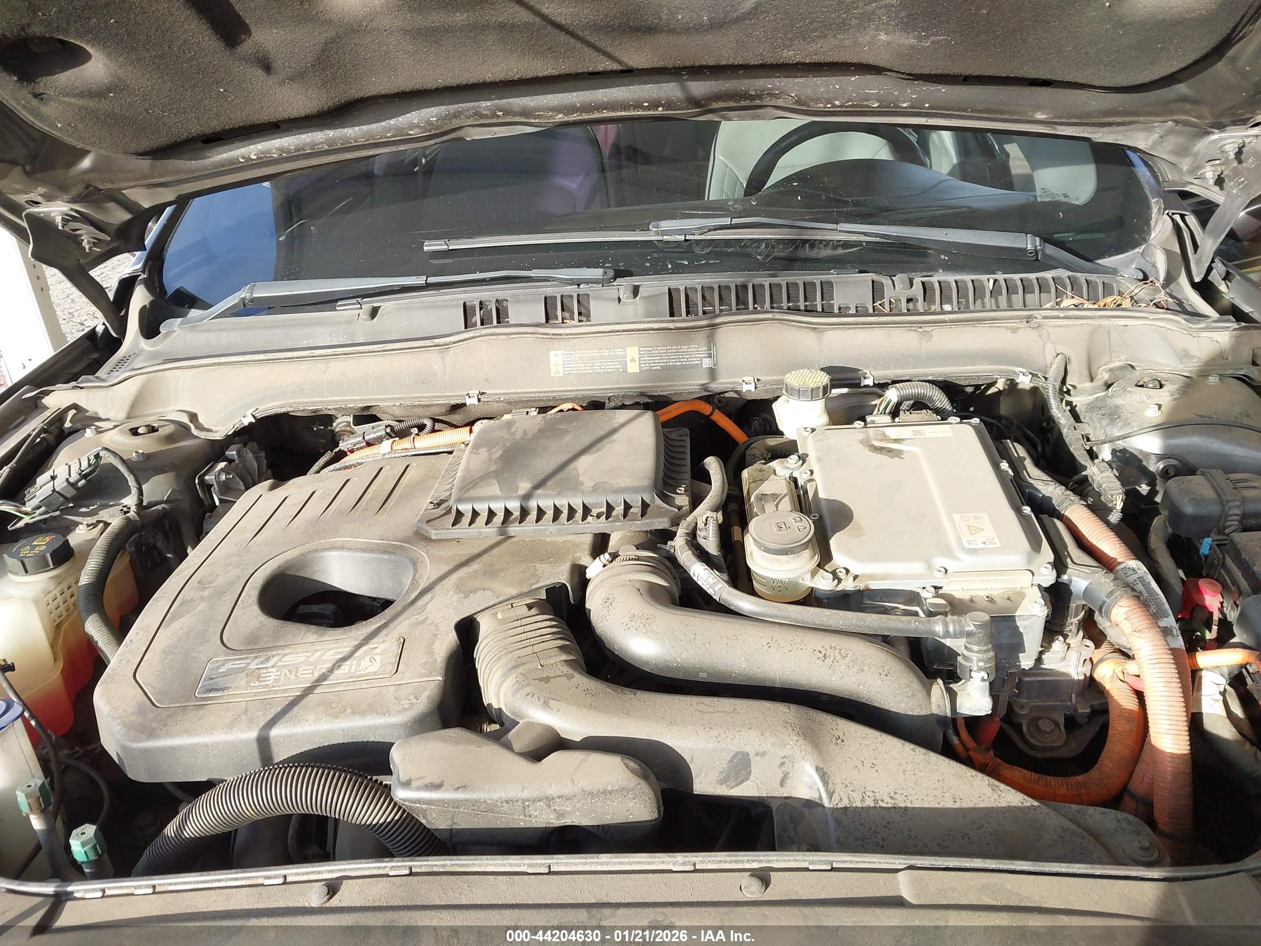 FORD FUSION image 10