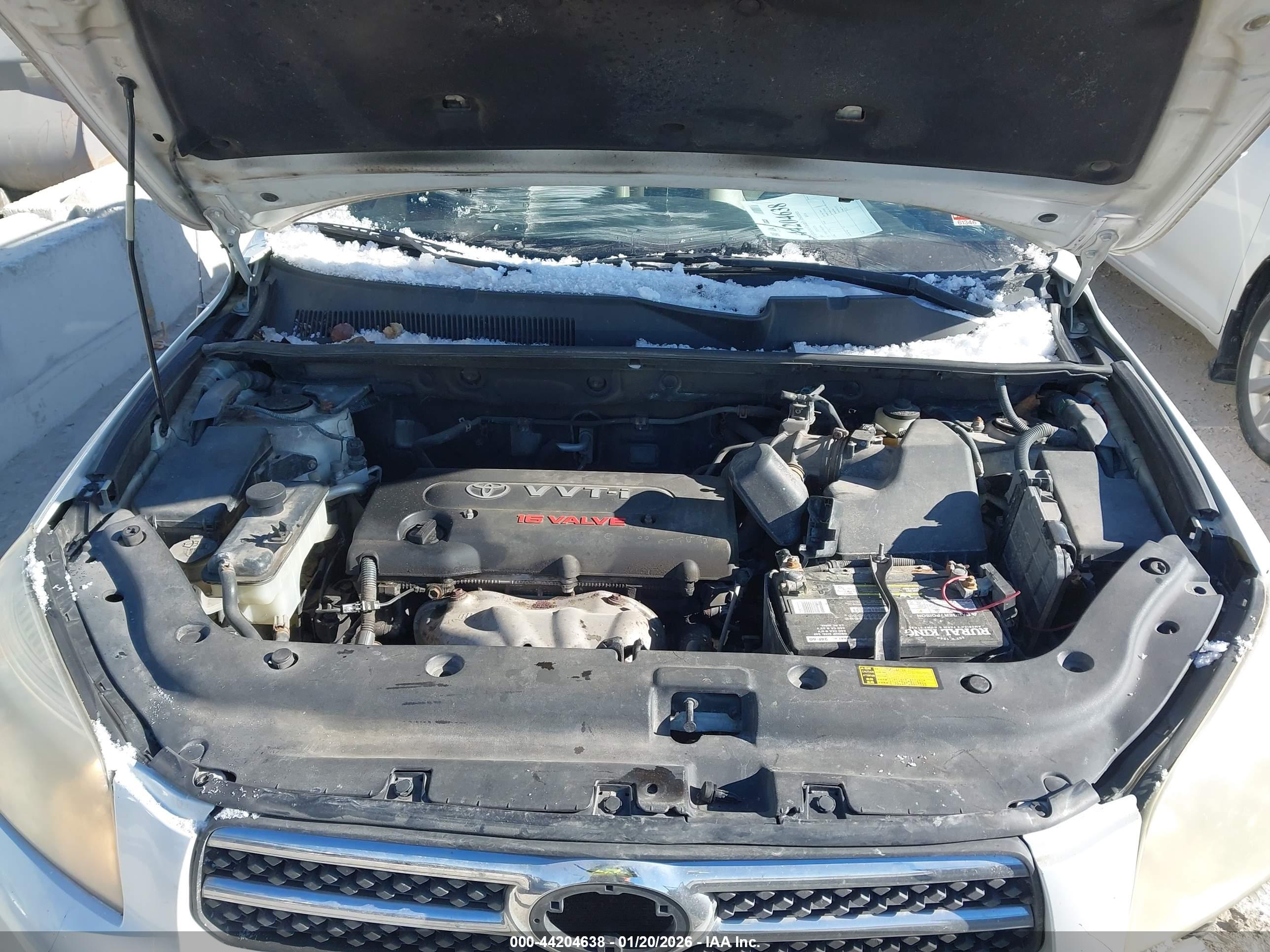 TOYOTA RAV4 image 10