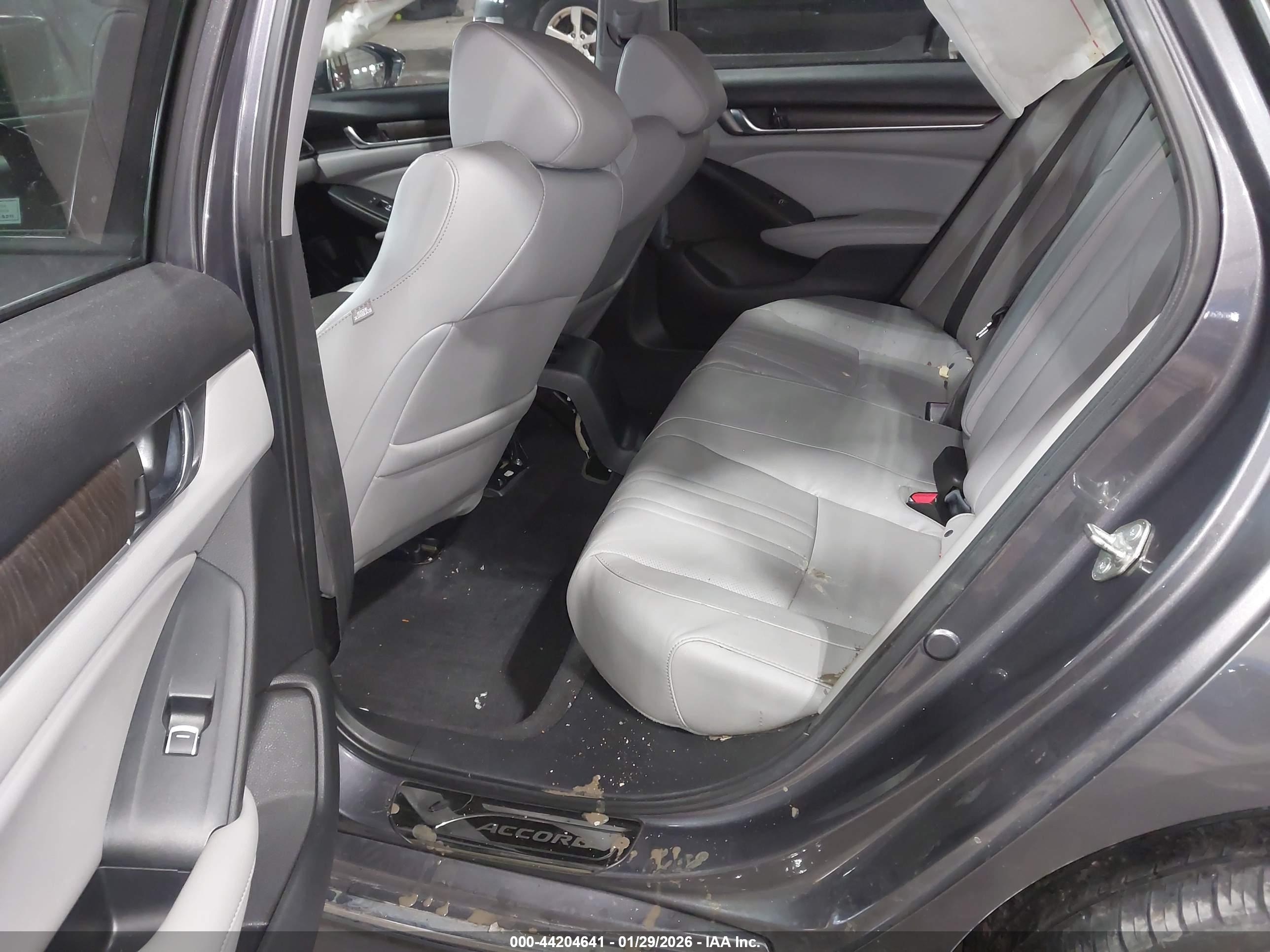 HONDA ACCORD image 8