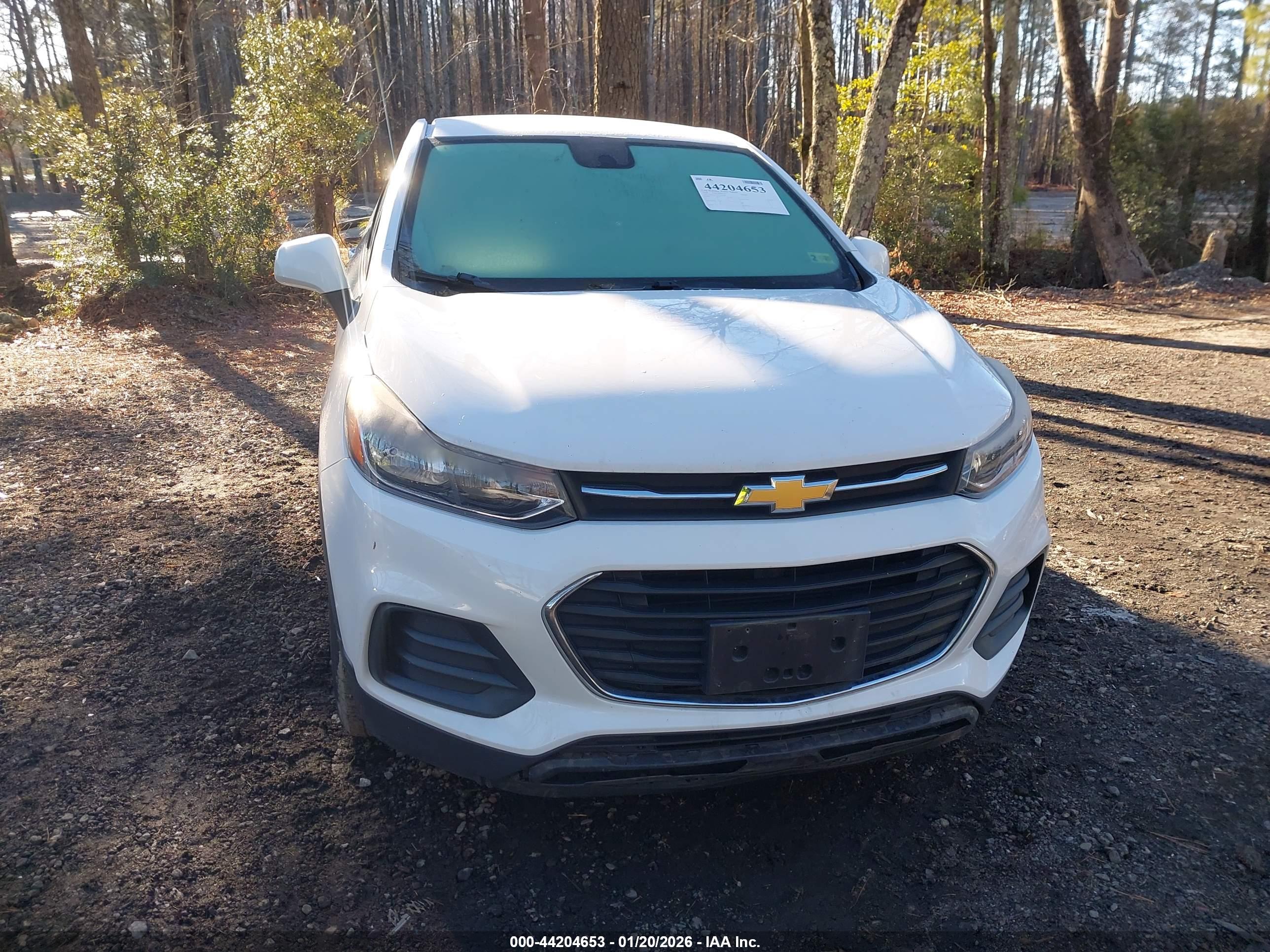CHEVROLET TRAX image 6