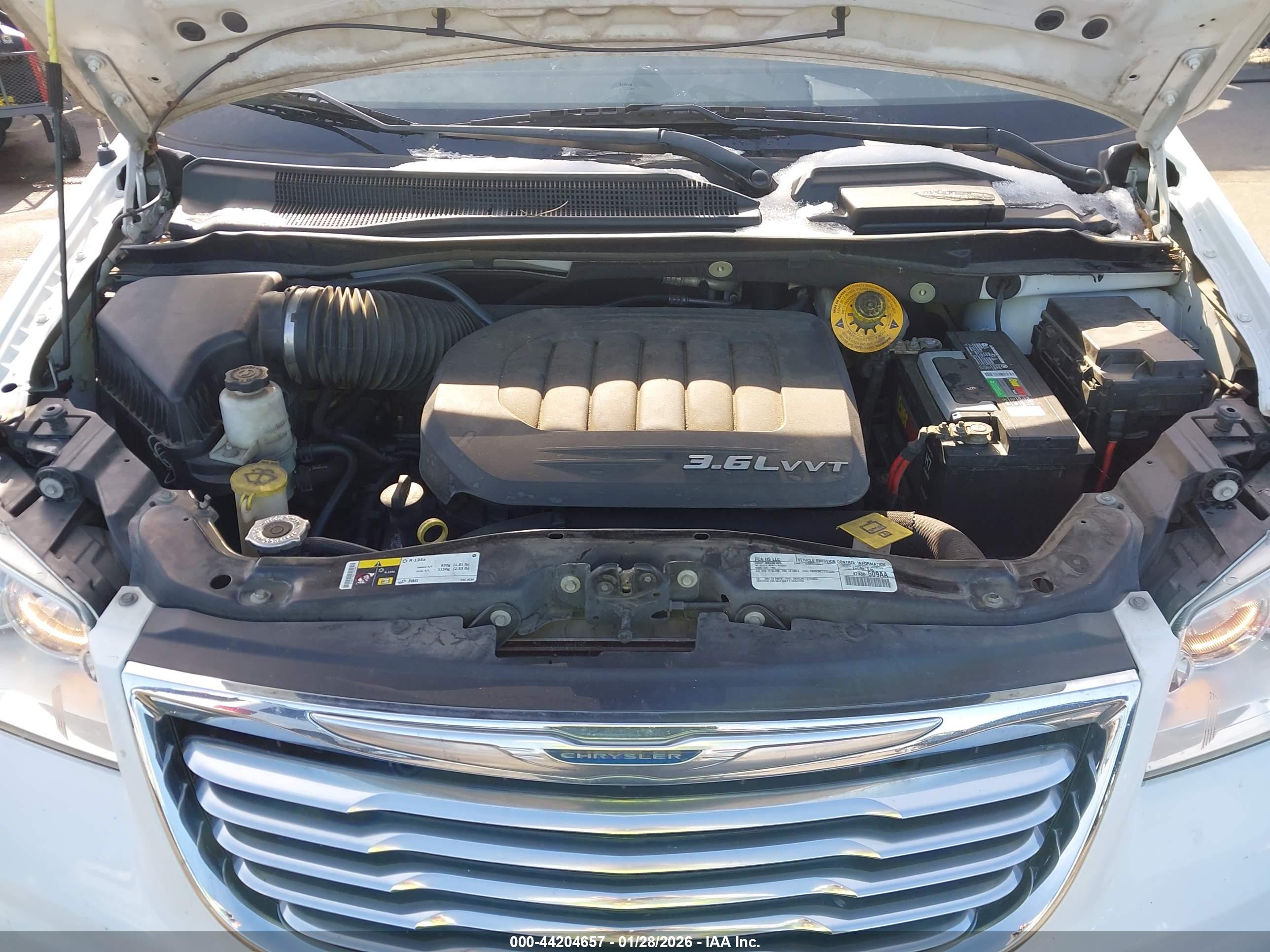 CHRYSLER TOWN image 10