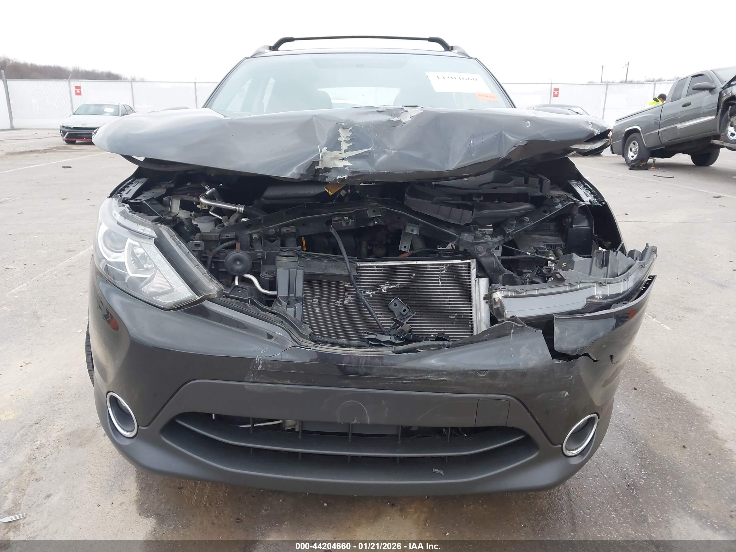 NISSAN ROGUE image 6