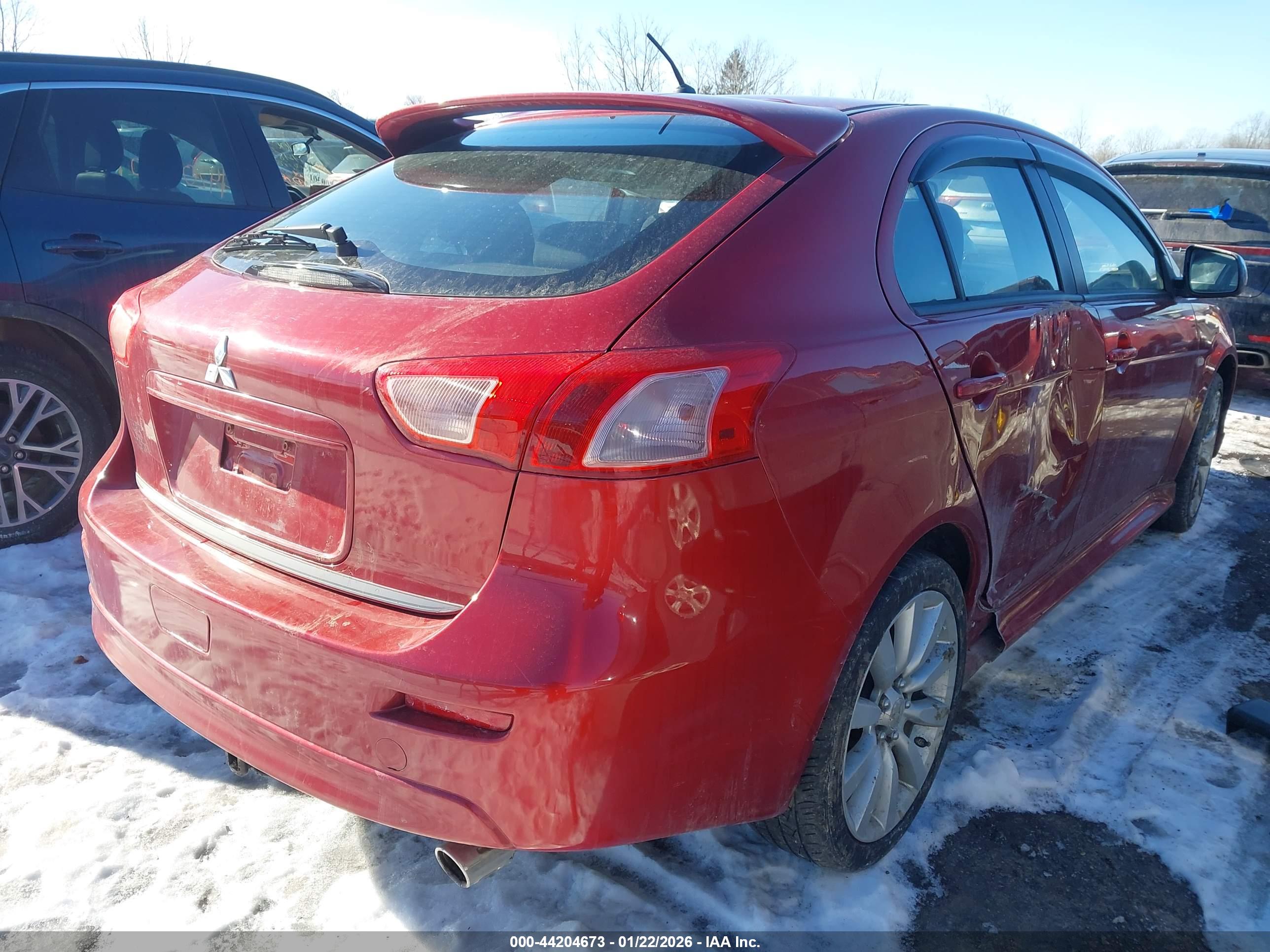 MITSUBISHI LANCER image 4