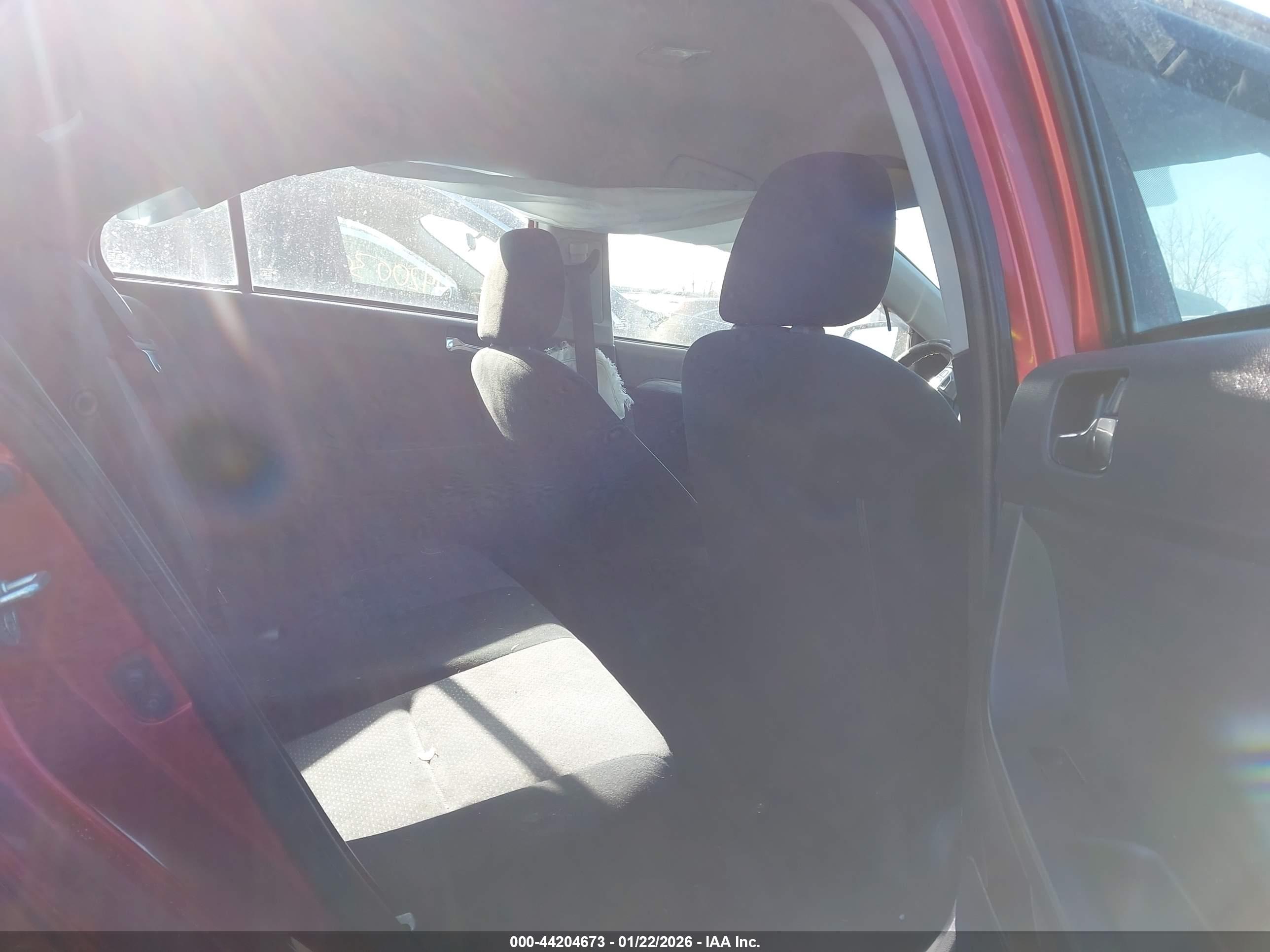 MITSUBISHI LANCER image 8