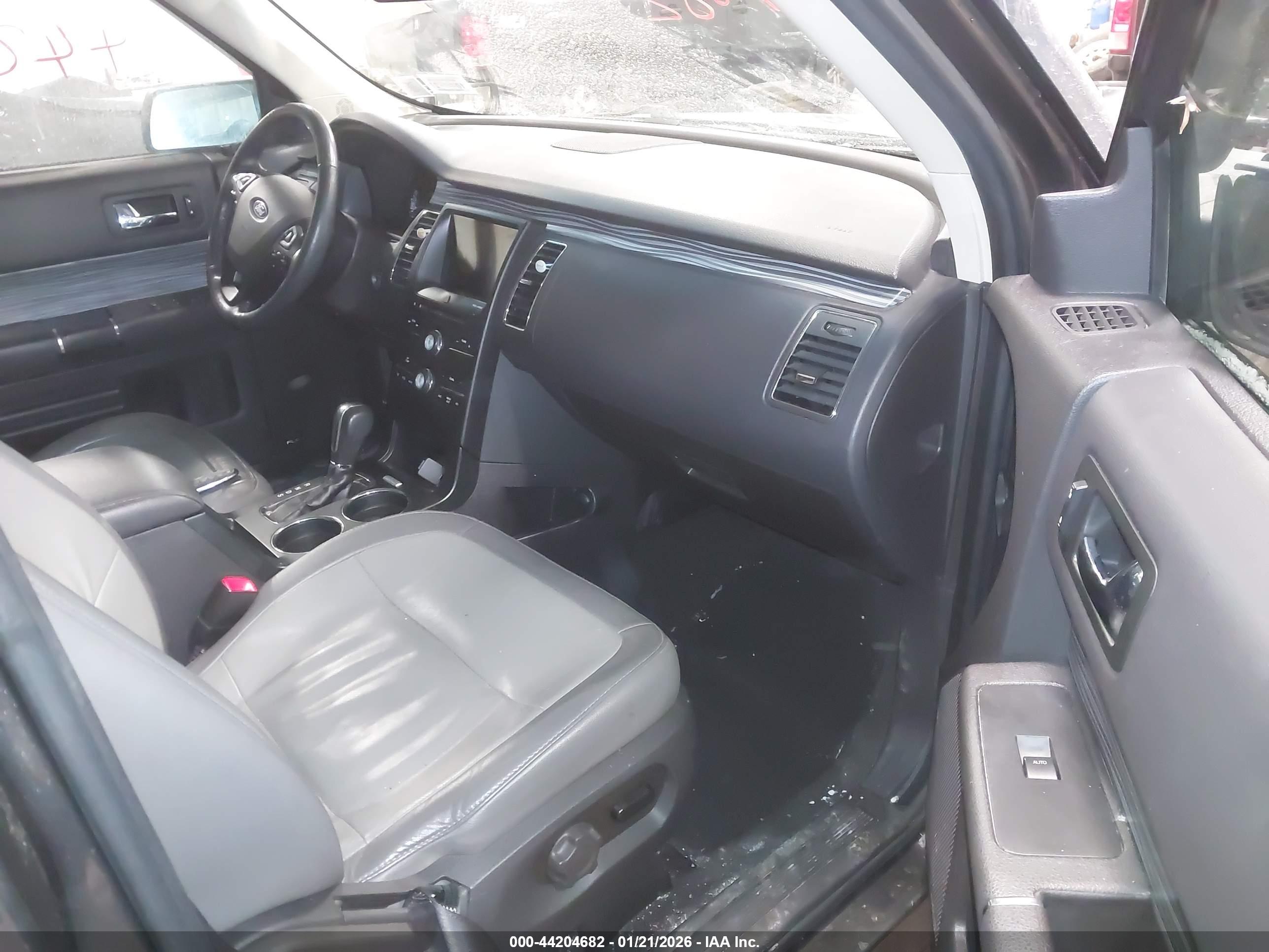 FORD FLEX image 5