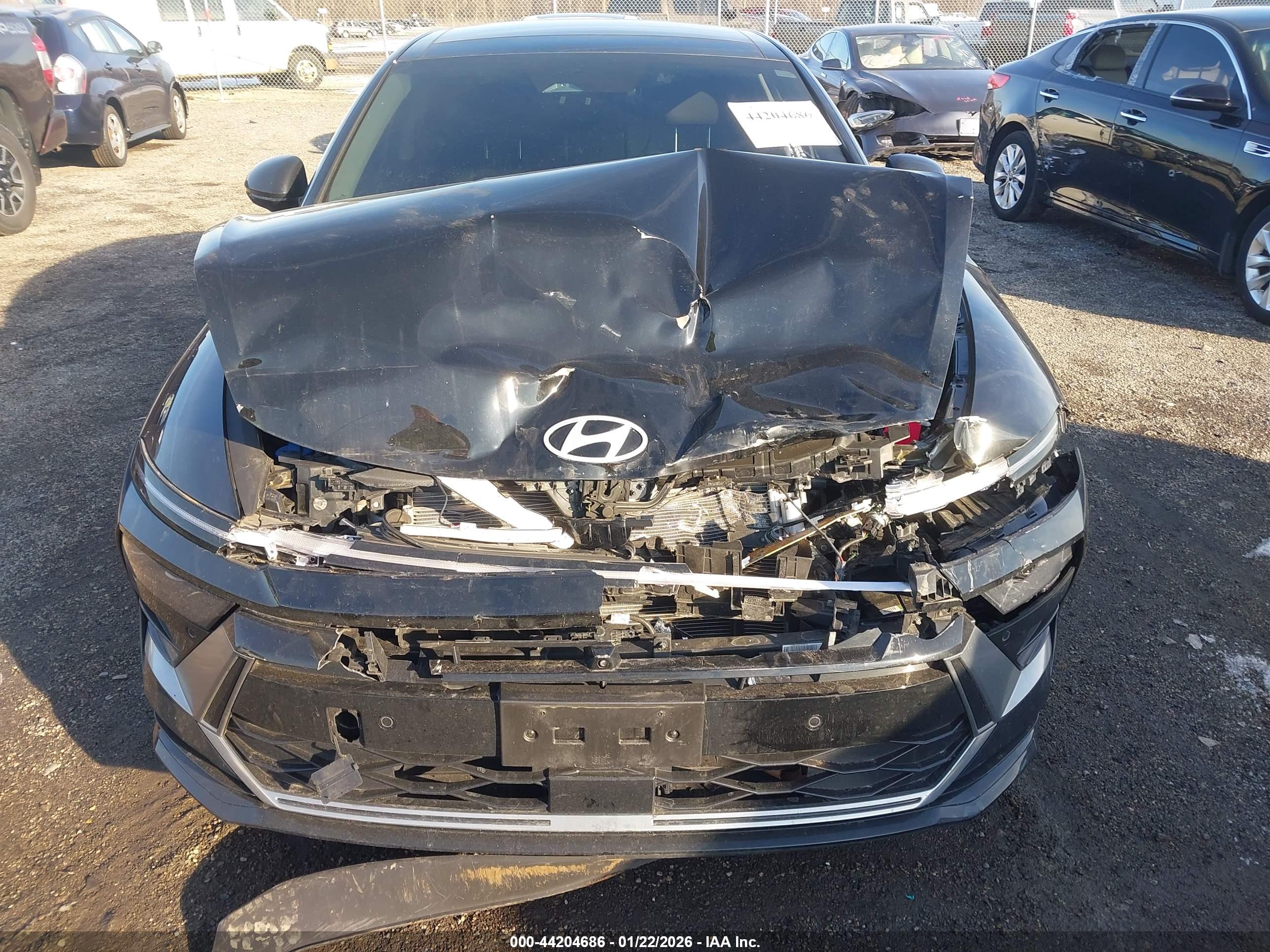 HYUNDAI SONATA image 6