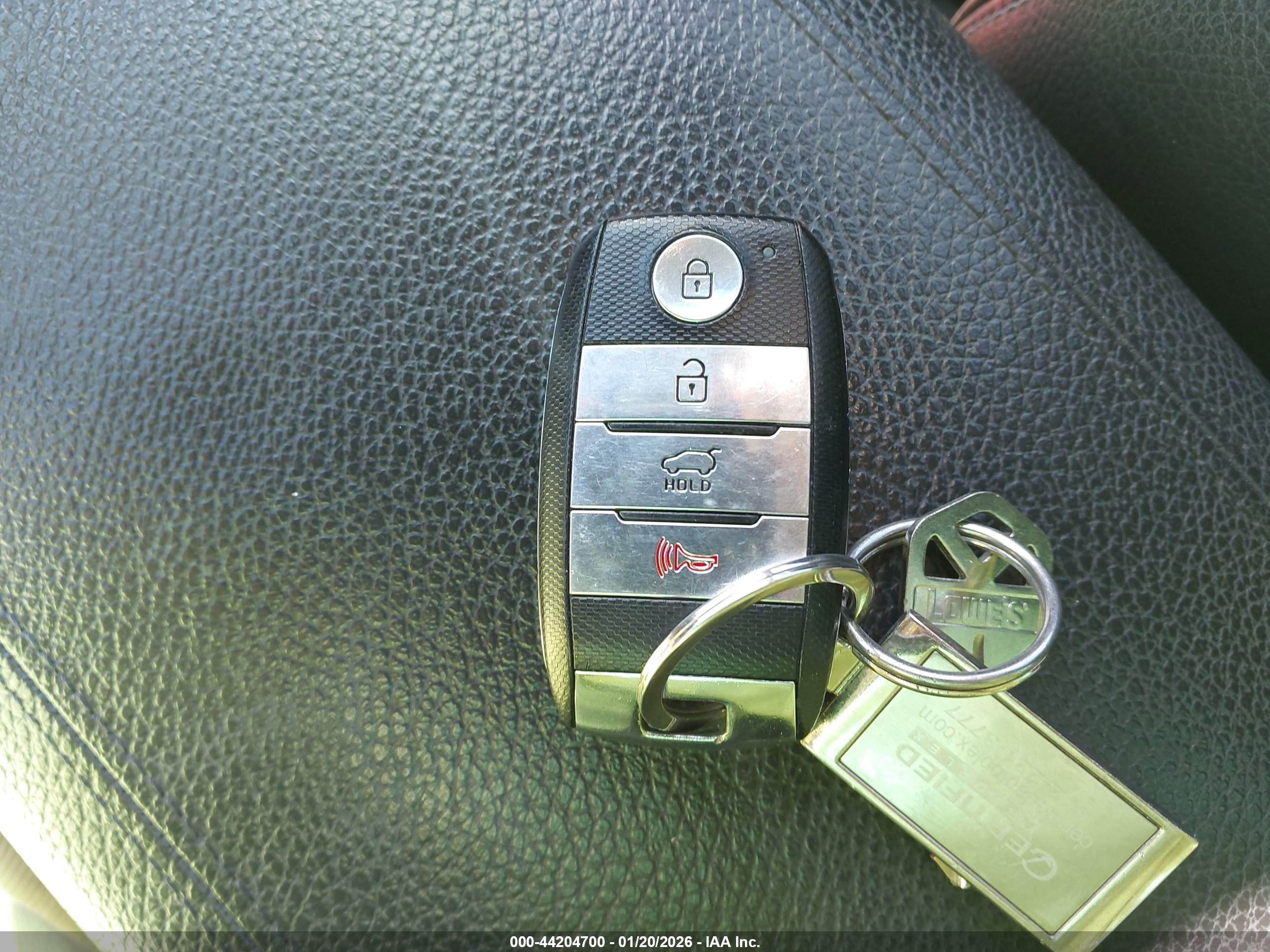 KIA SORENTO image 11
