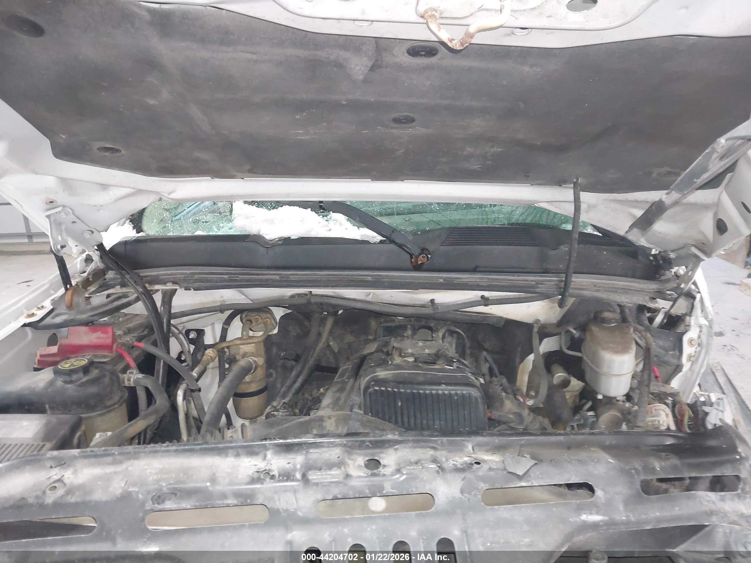 CHEVROLET SILVERADO image 10