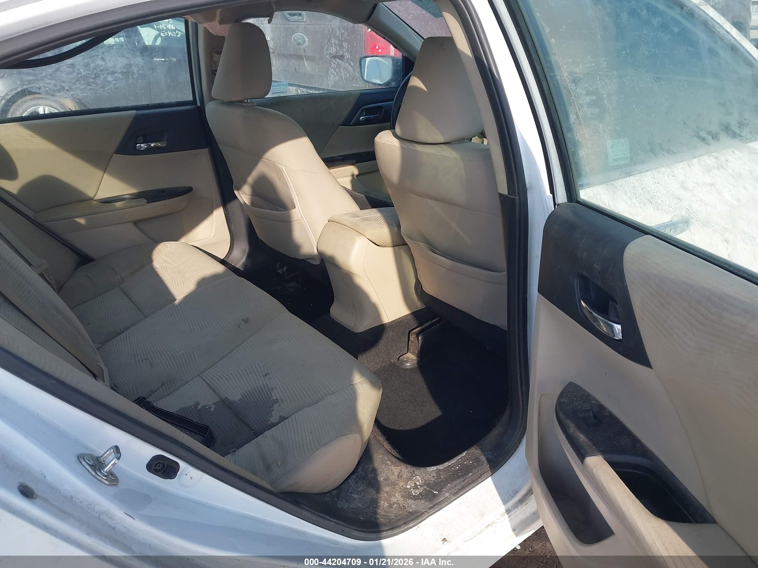HONDA ACCORD image 8