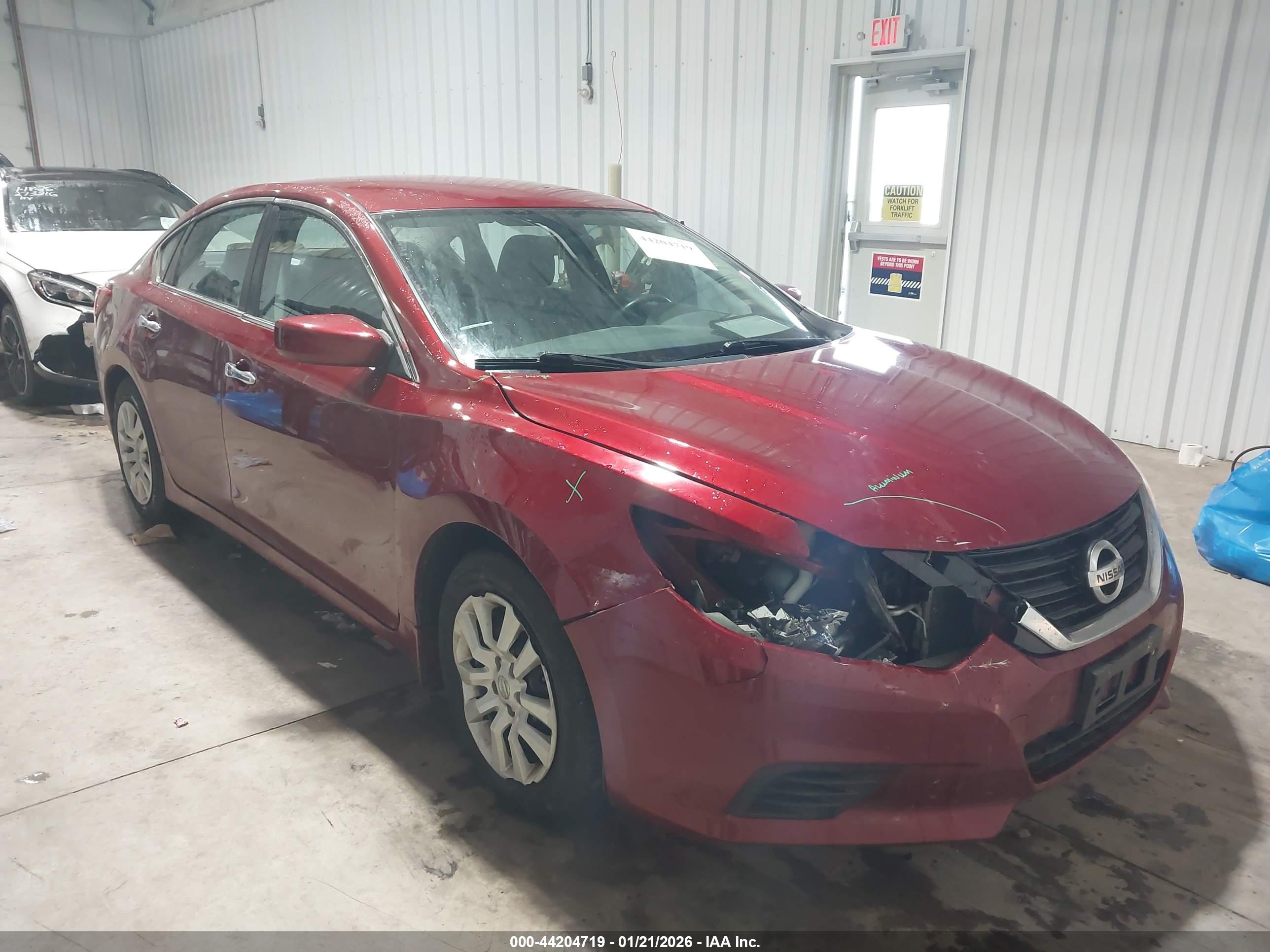 NISSAN ALTIMA image 6