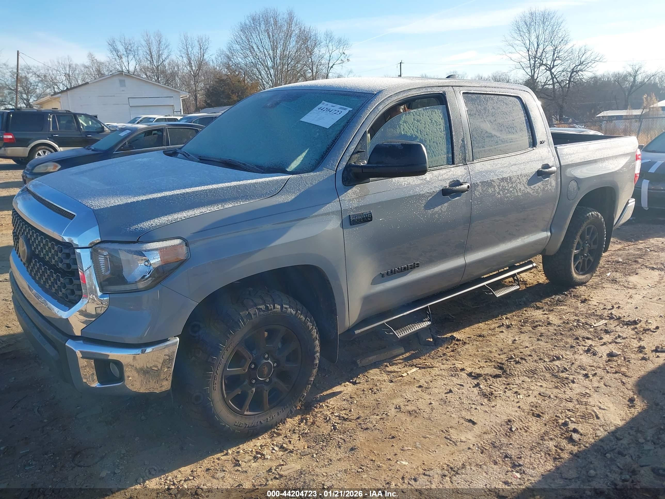 TOYOTA TUNDRA image 2