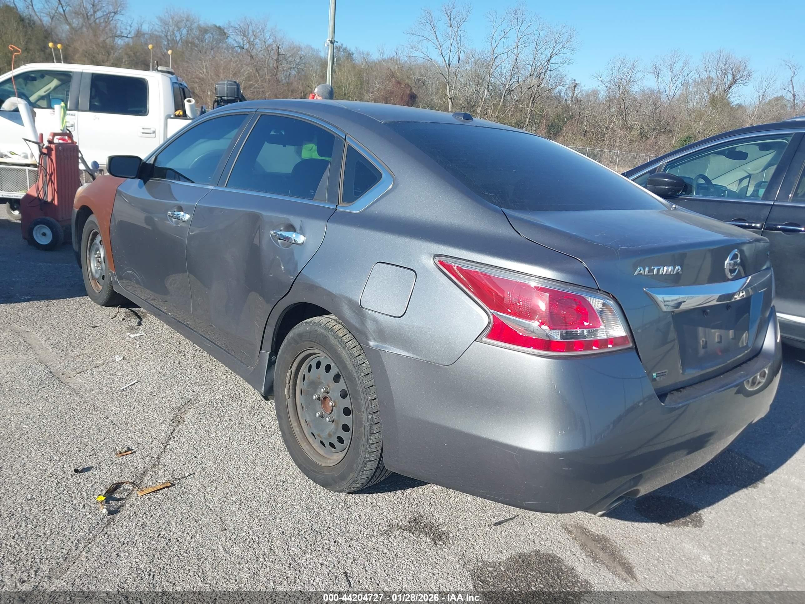 NISSAN ALTIMA image 3