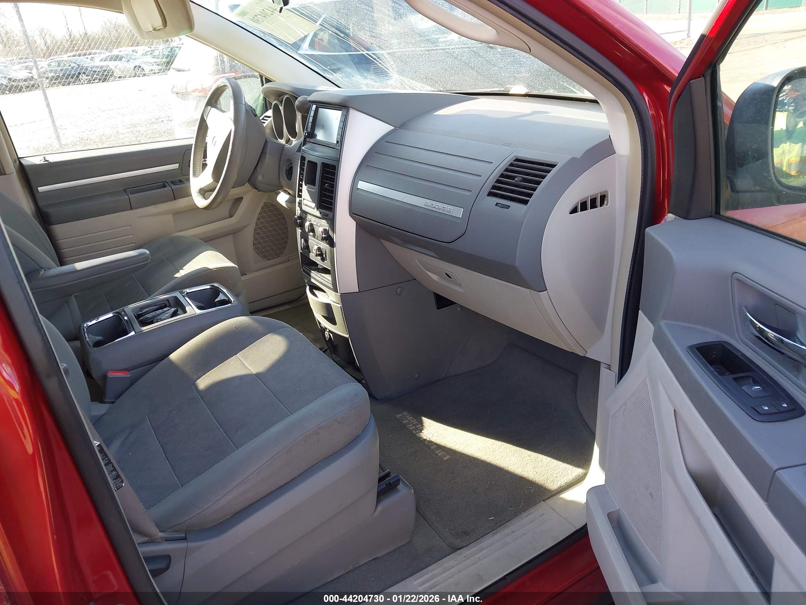 DODGE GRAND image 5