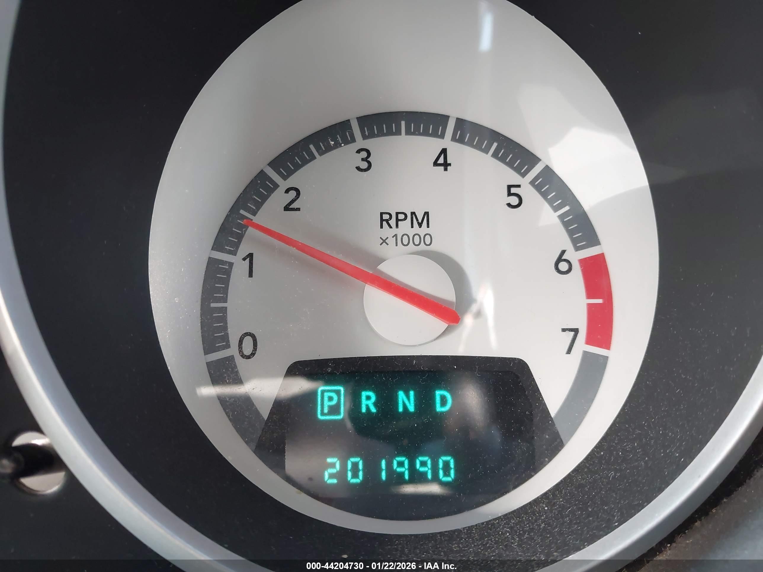 DODGE GRAND image 7