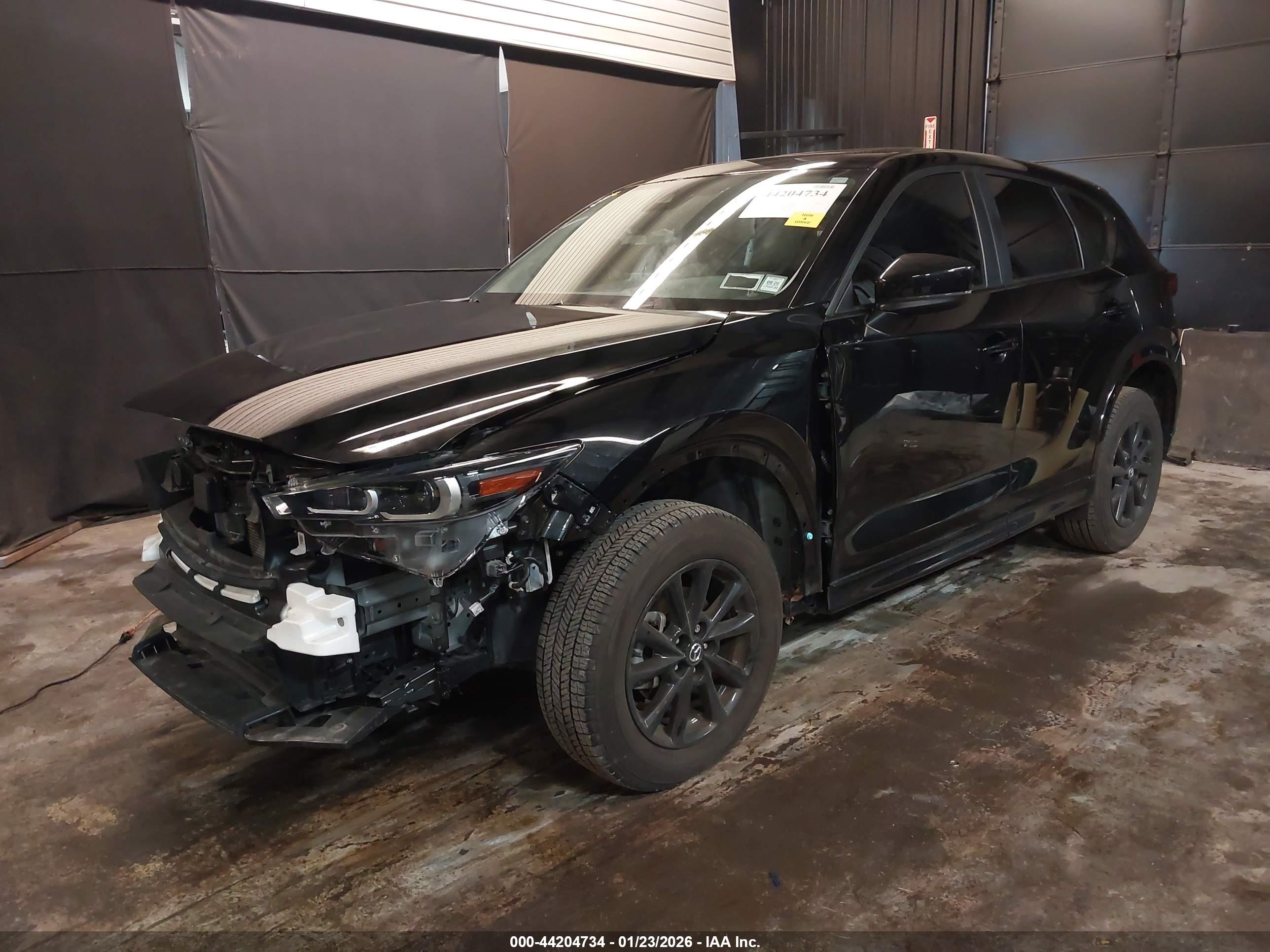 MAZDA CX-5 image 2