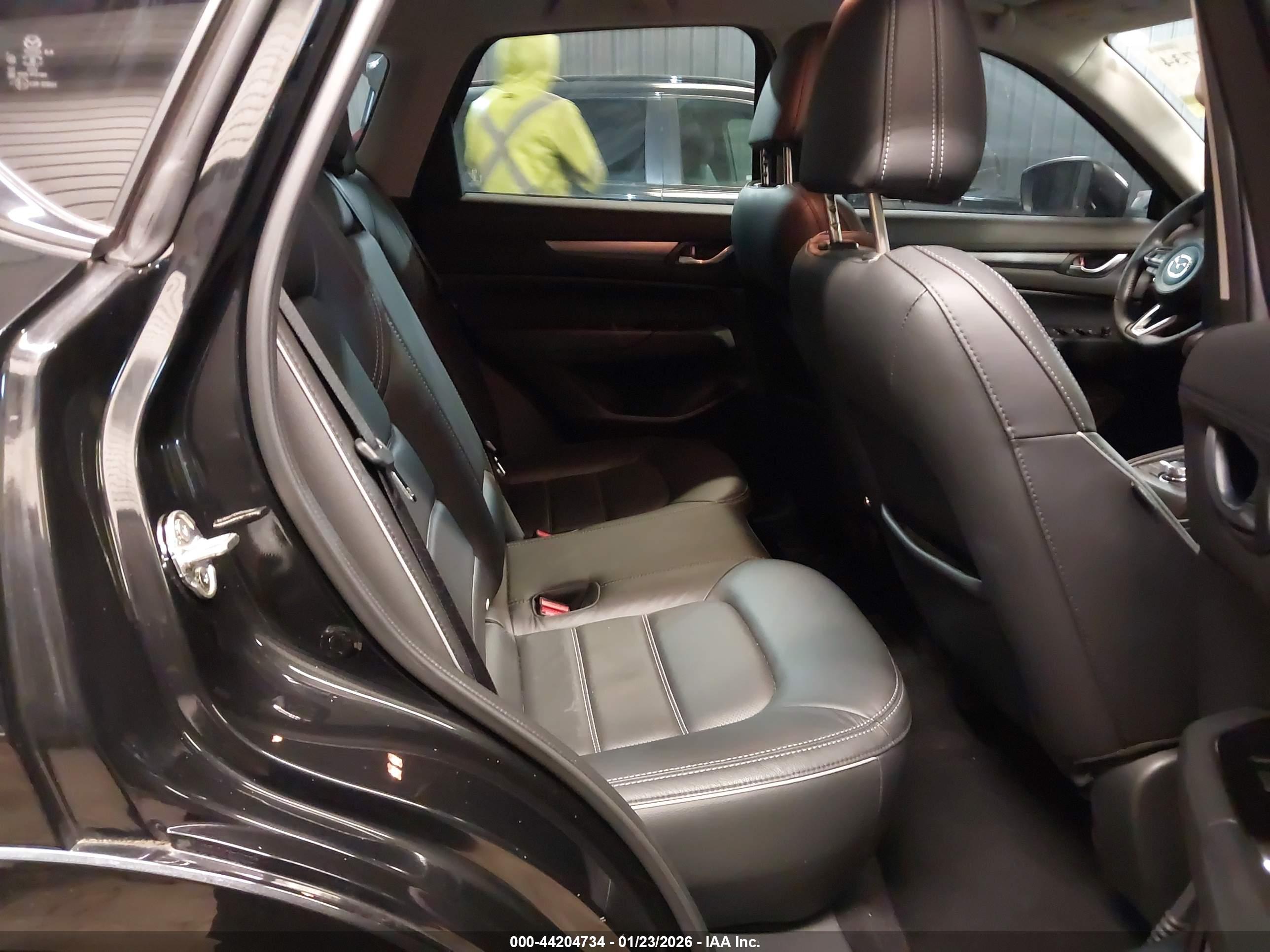 MAZDA CX-5 image 8