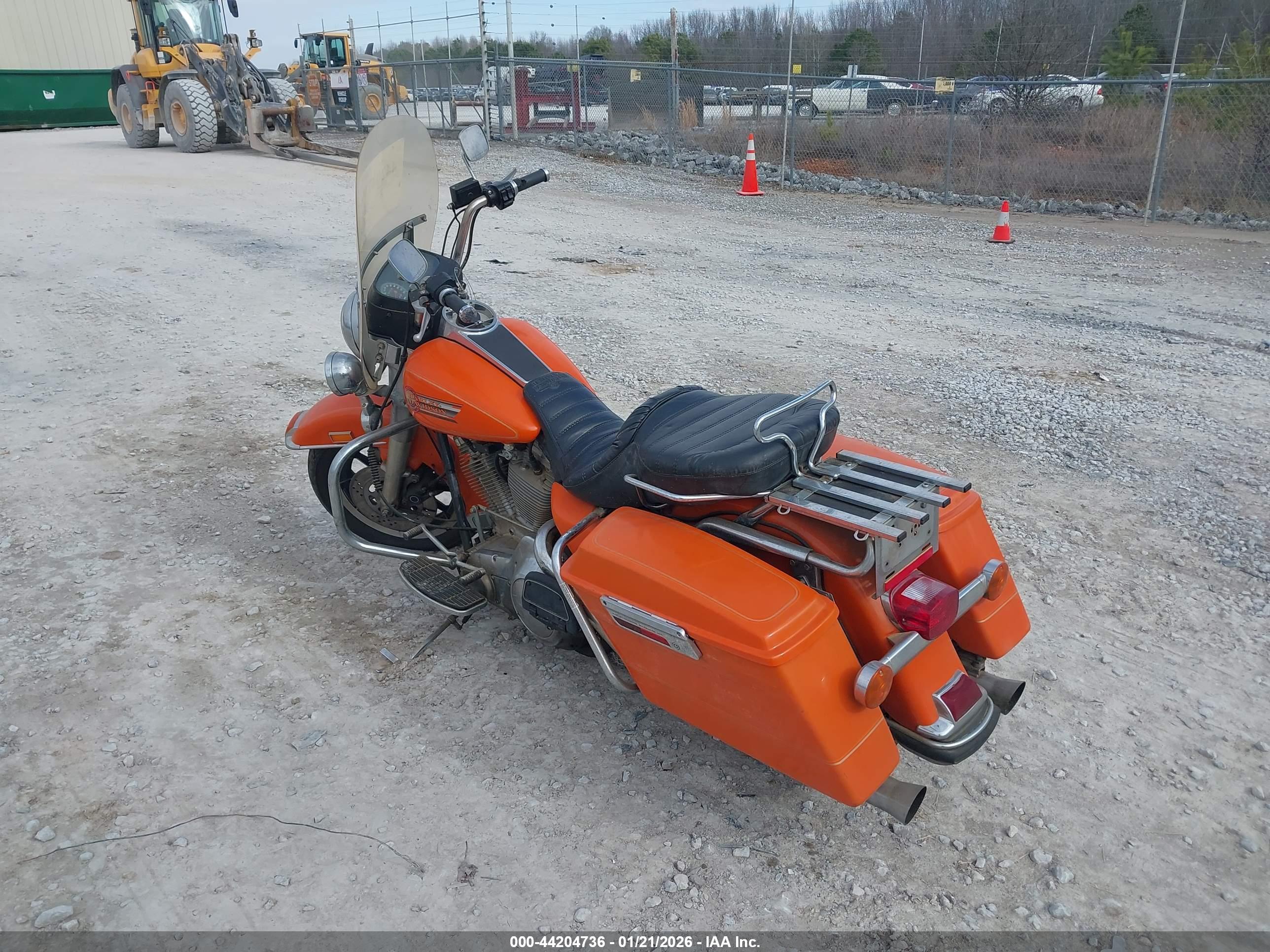 HARLEY-DAVIDSON FLHS image 3