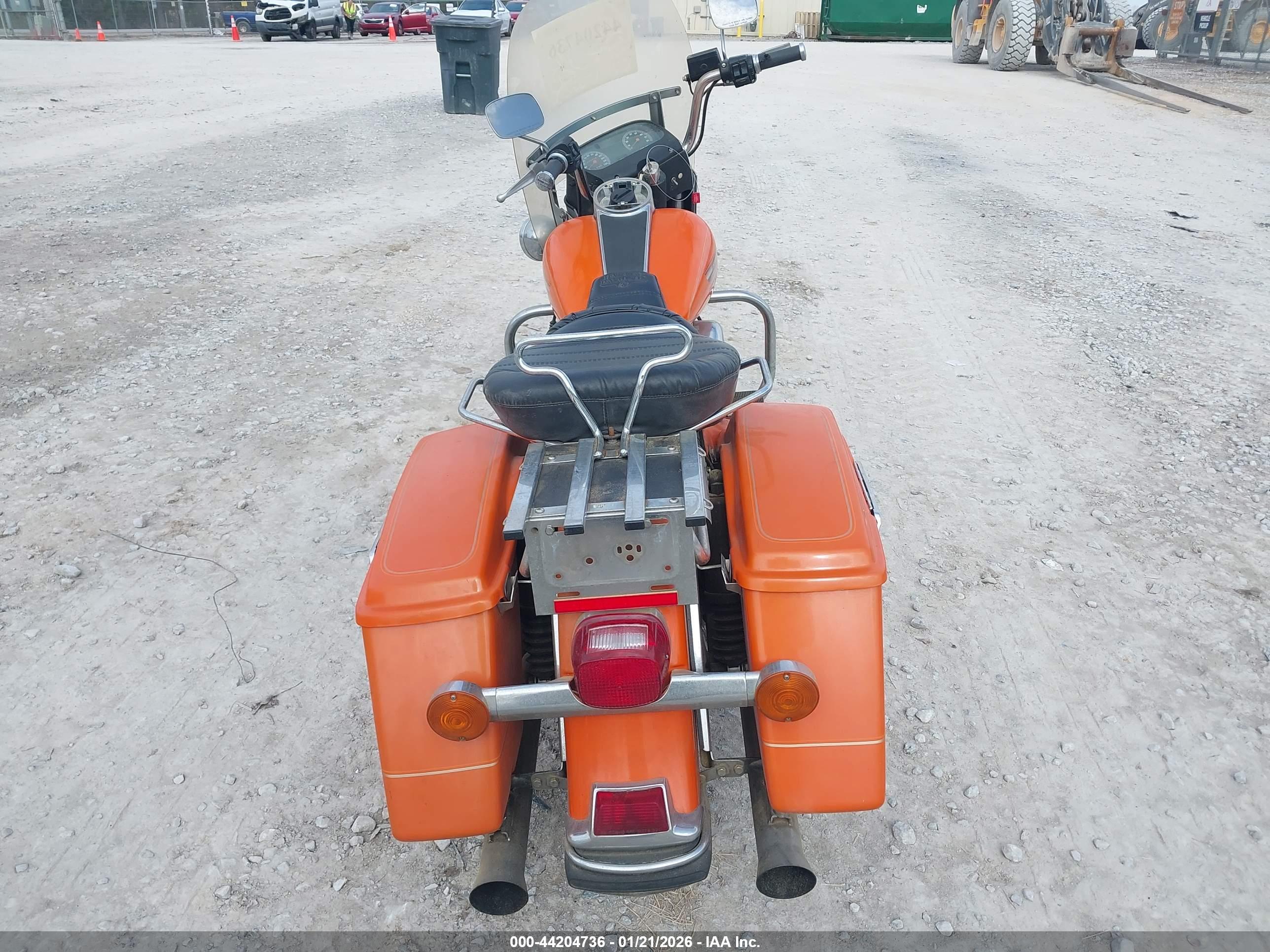 HARLEY-DAVIDSON FLHS image 6