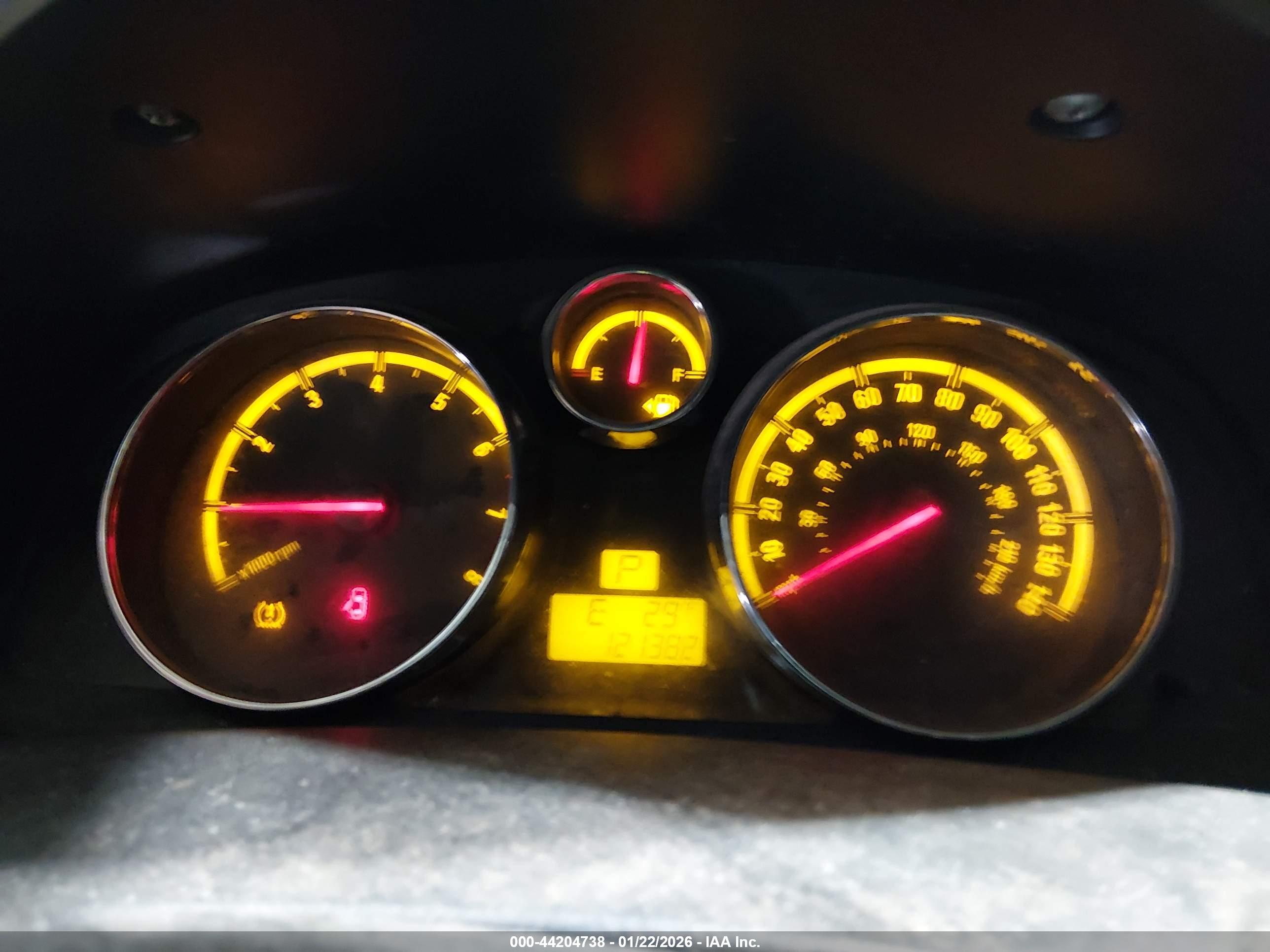 SATURN VUE image 7