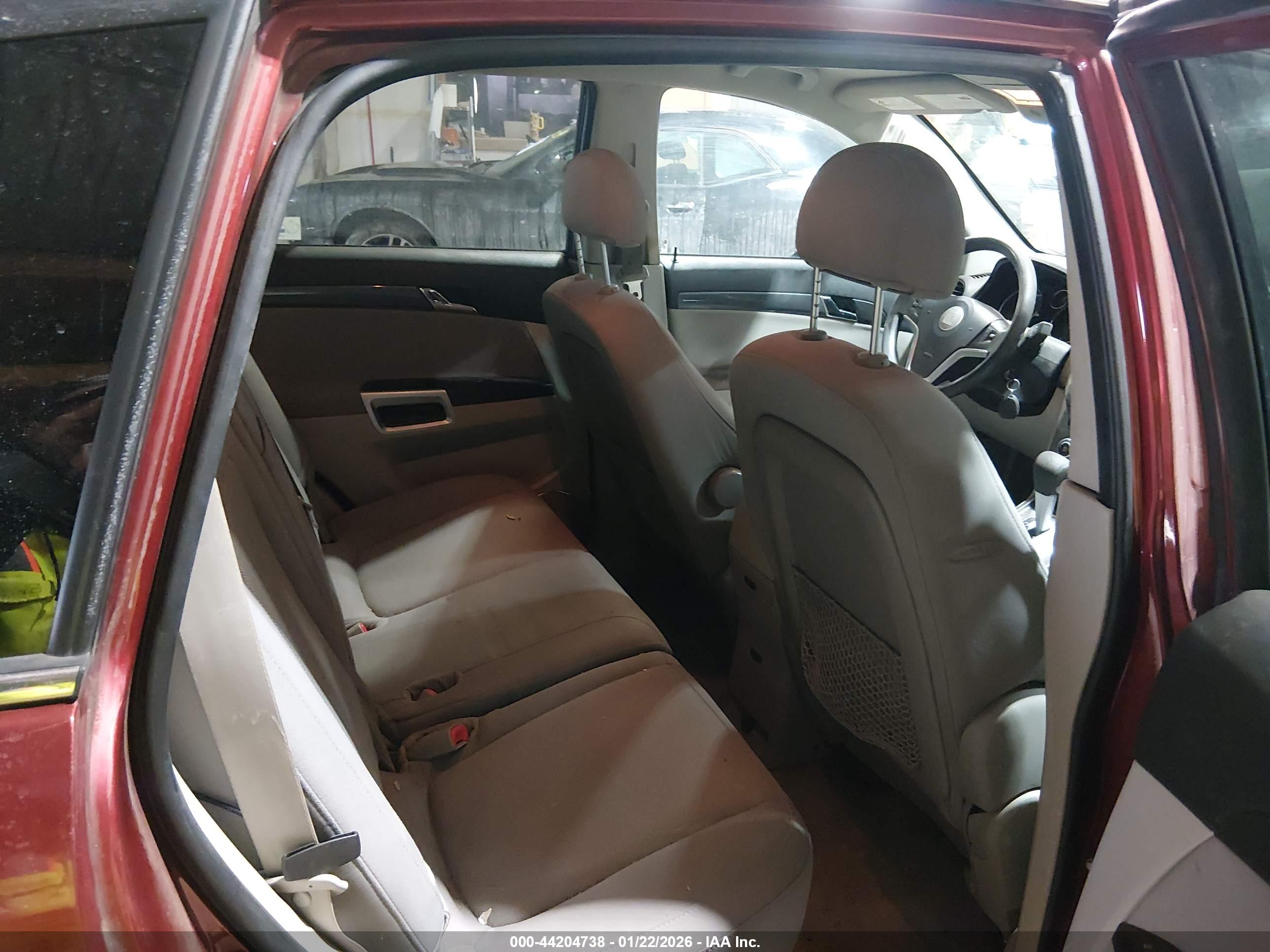 SATURN VUE image 8