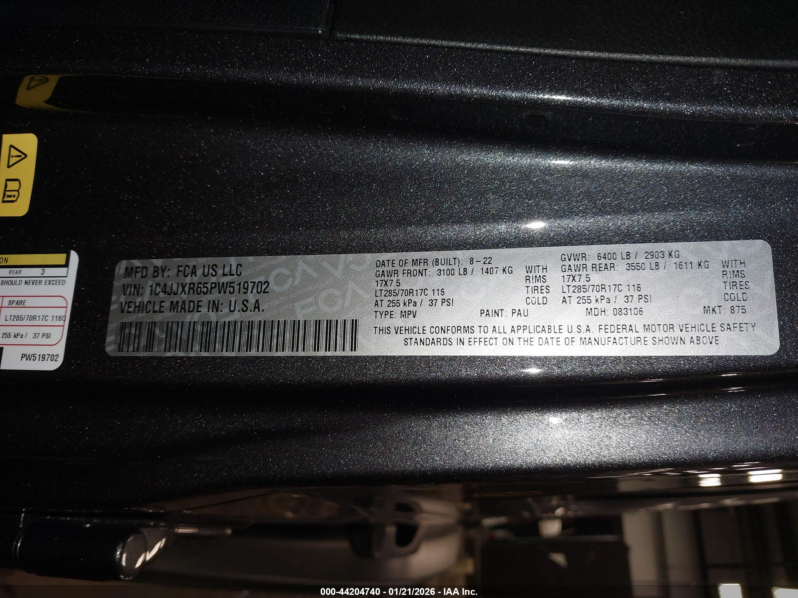 JEEP WRANGLER image 9