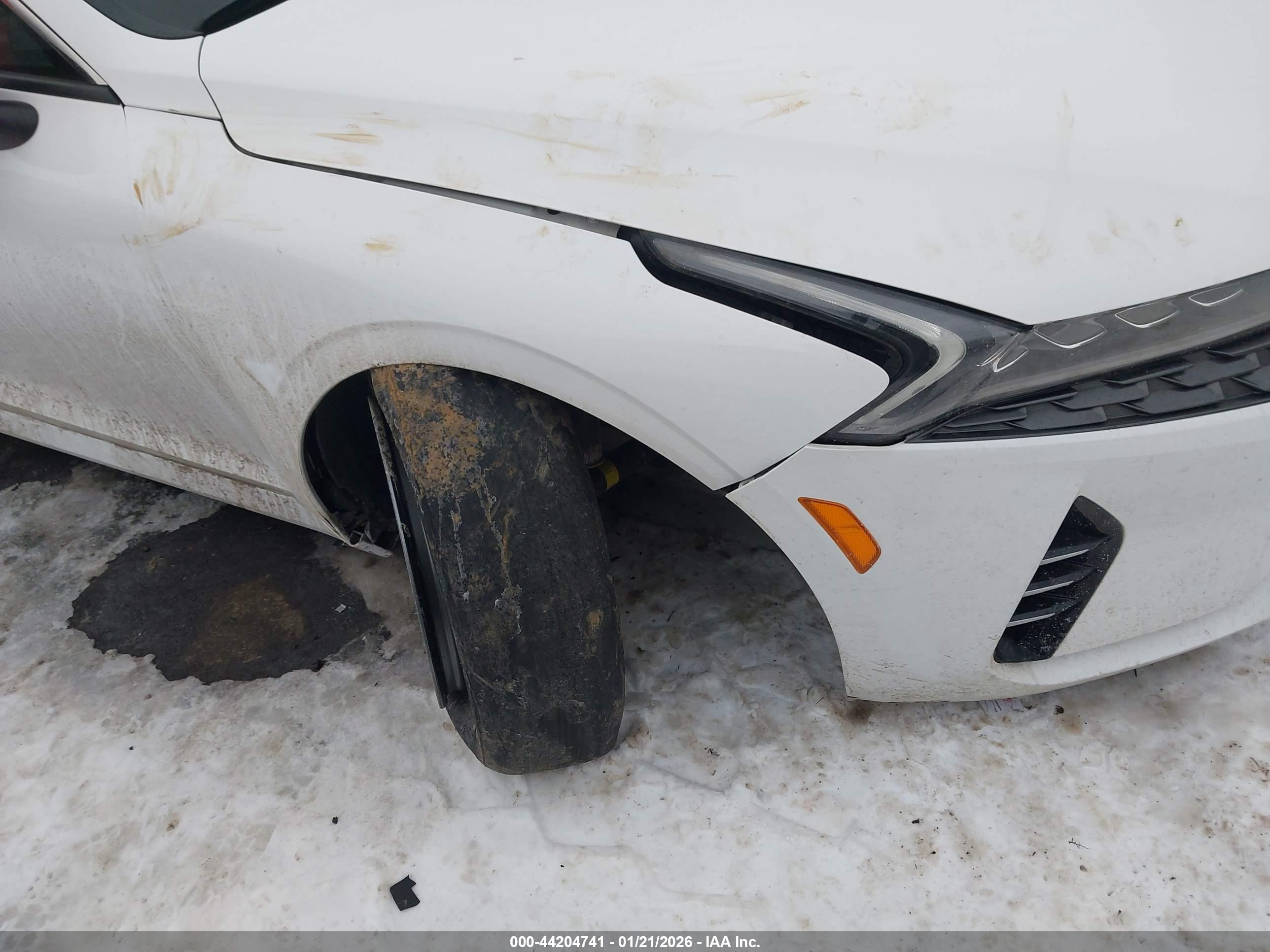 KIA K5 image 6