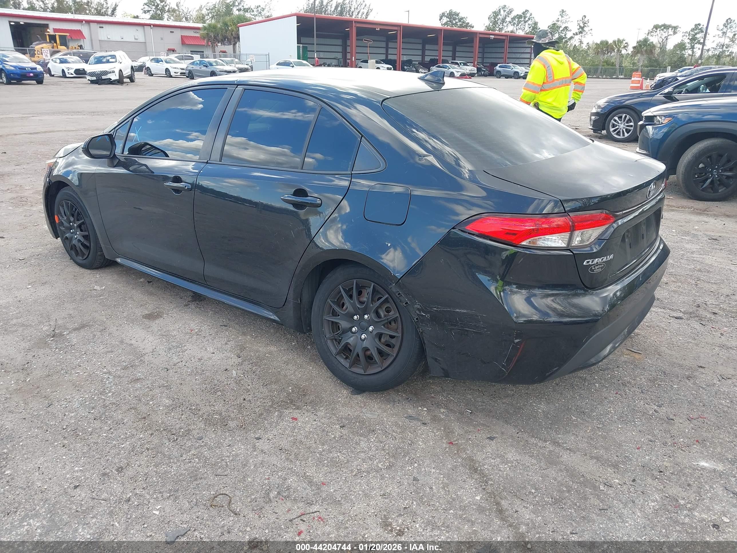TOYOTA COROLLA image 3