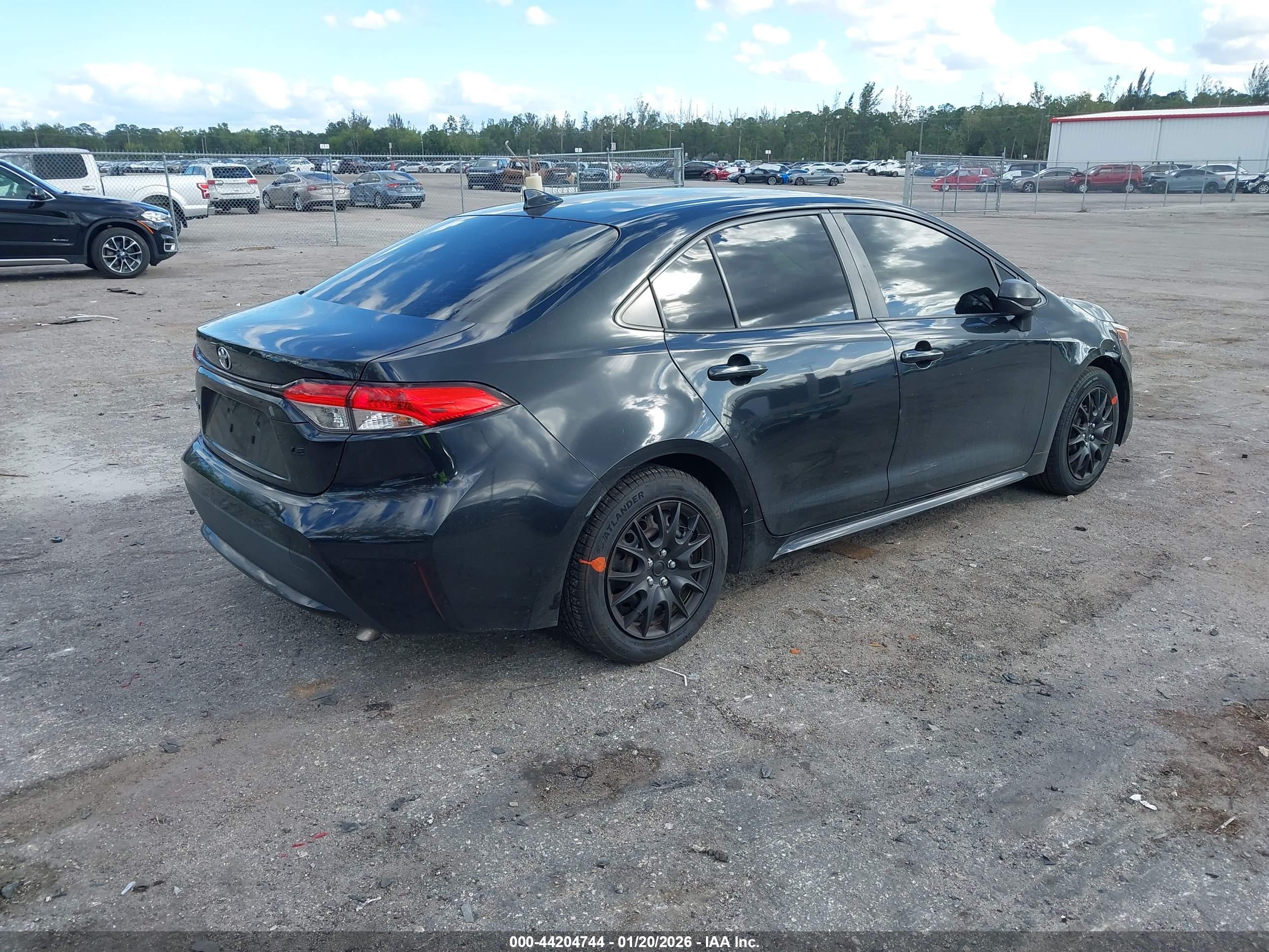 TOYOTA COROLLA image 4