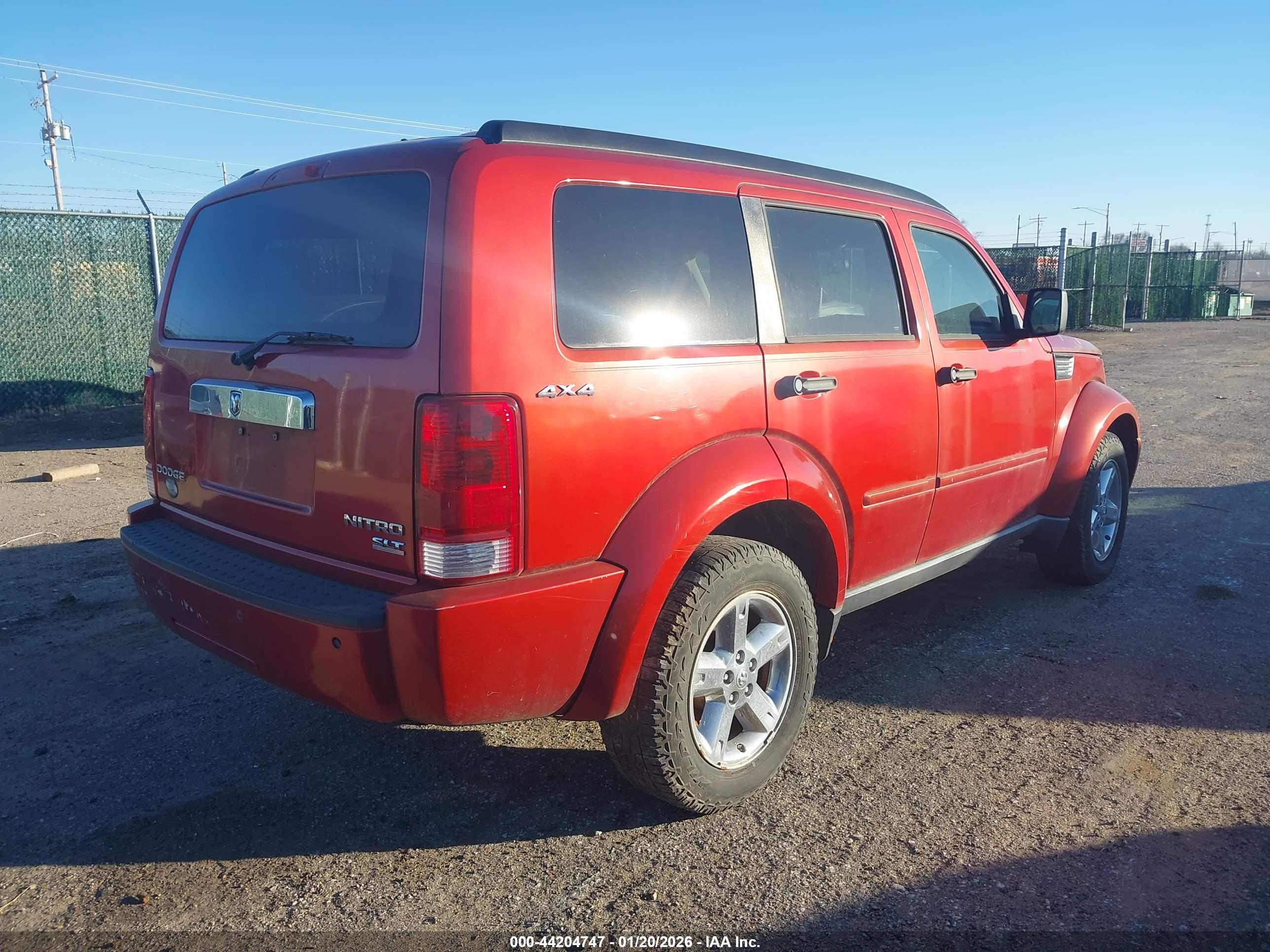 DODGE NITRO image 4