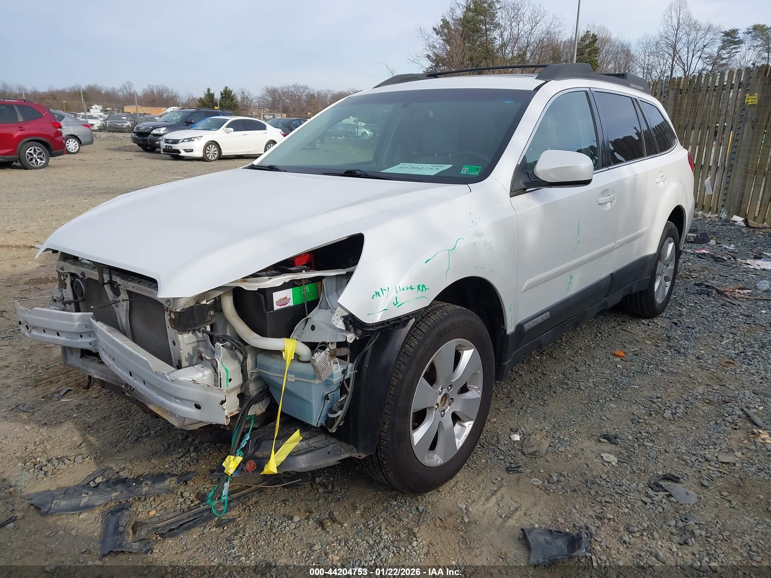 SUBARU OUTBACK image 2