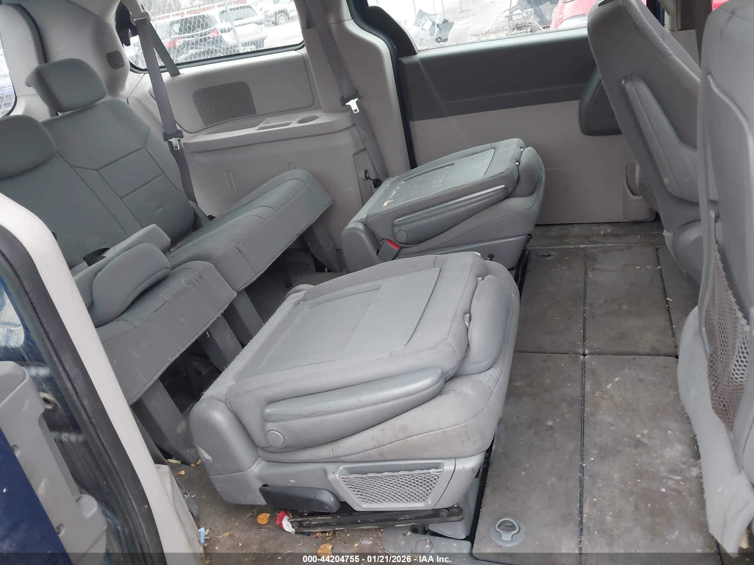 DODGE GRAND image 8