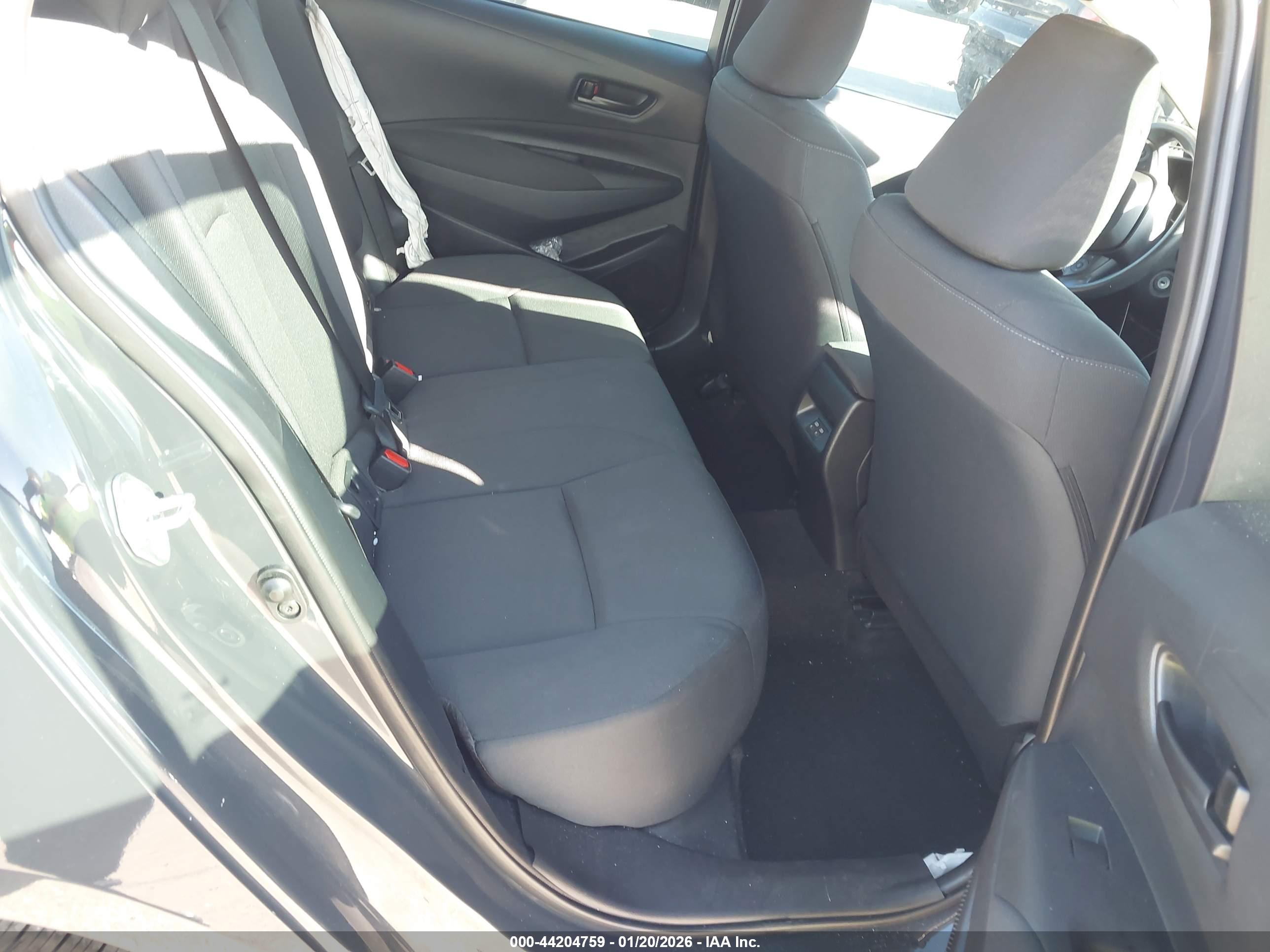 TOYOTA COROLLA image 8