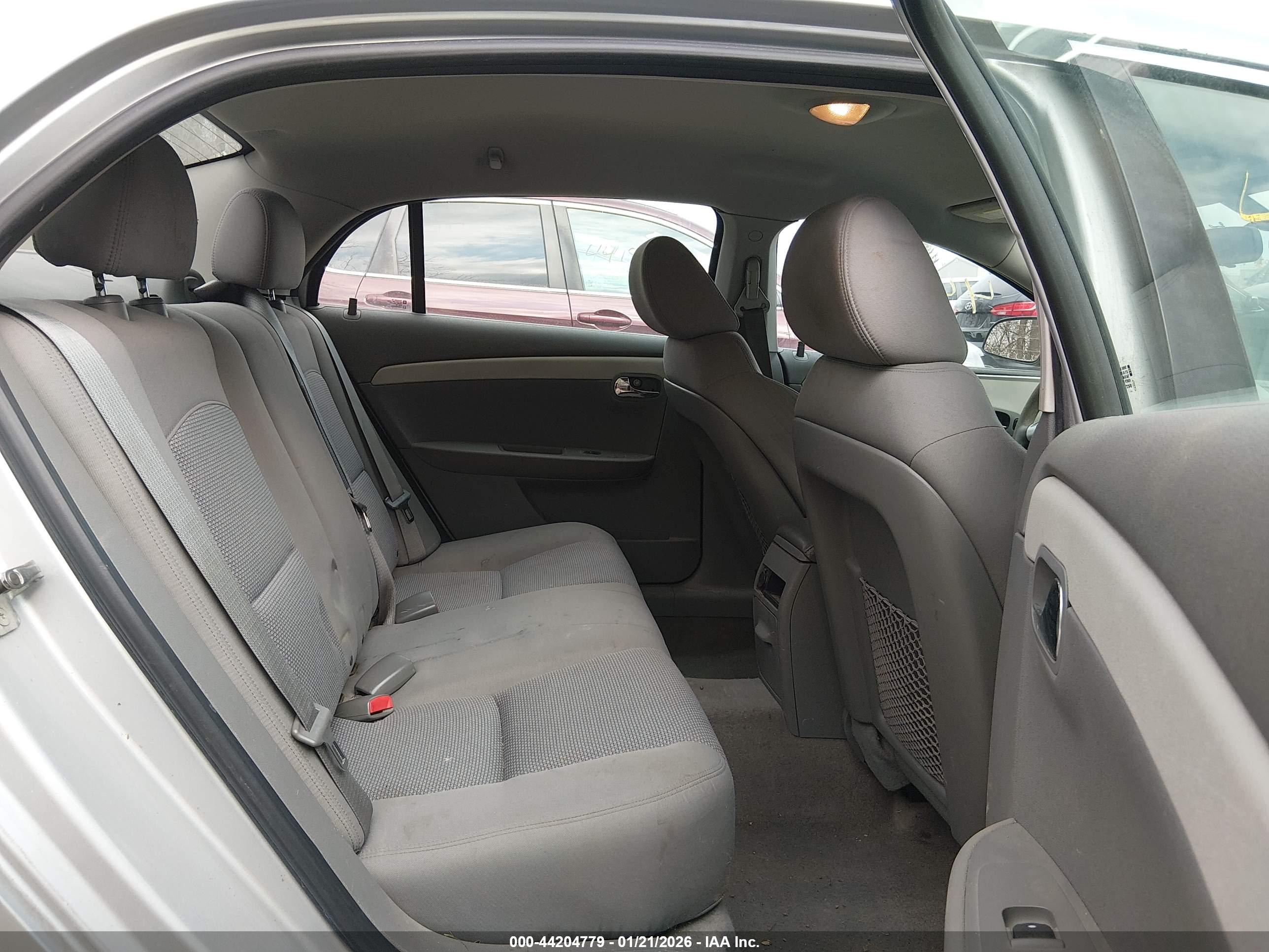 CHEVROLET MALIBU image 8