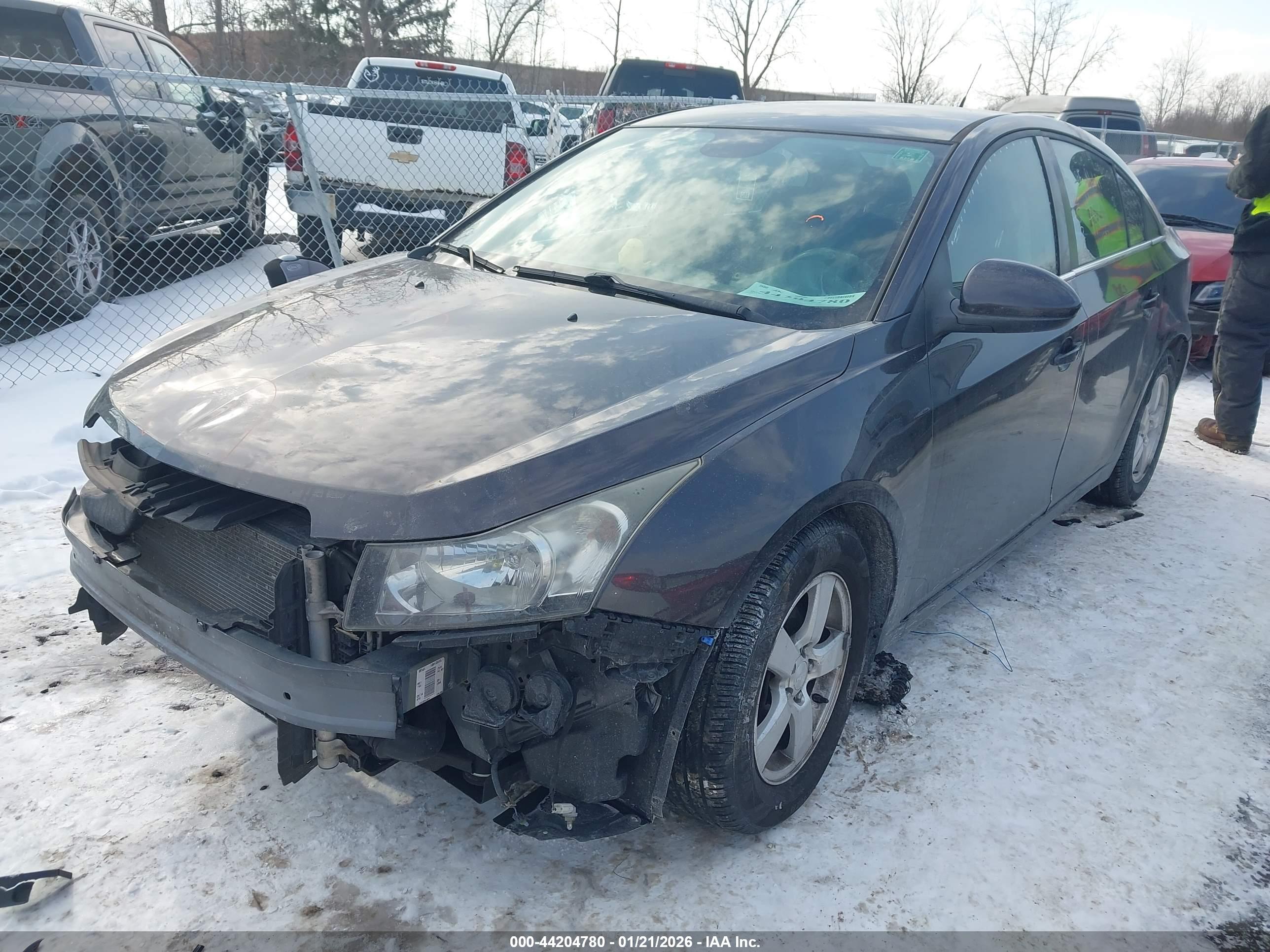 CHEVROLET CRUZE image 2