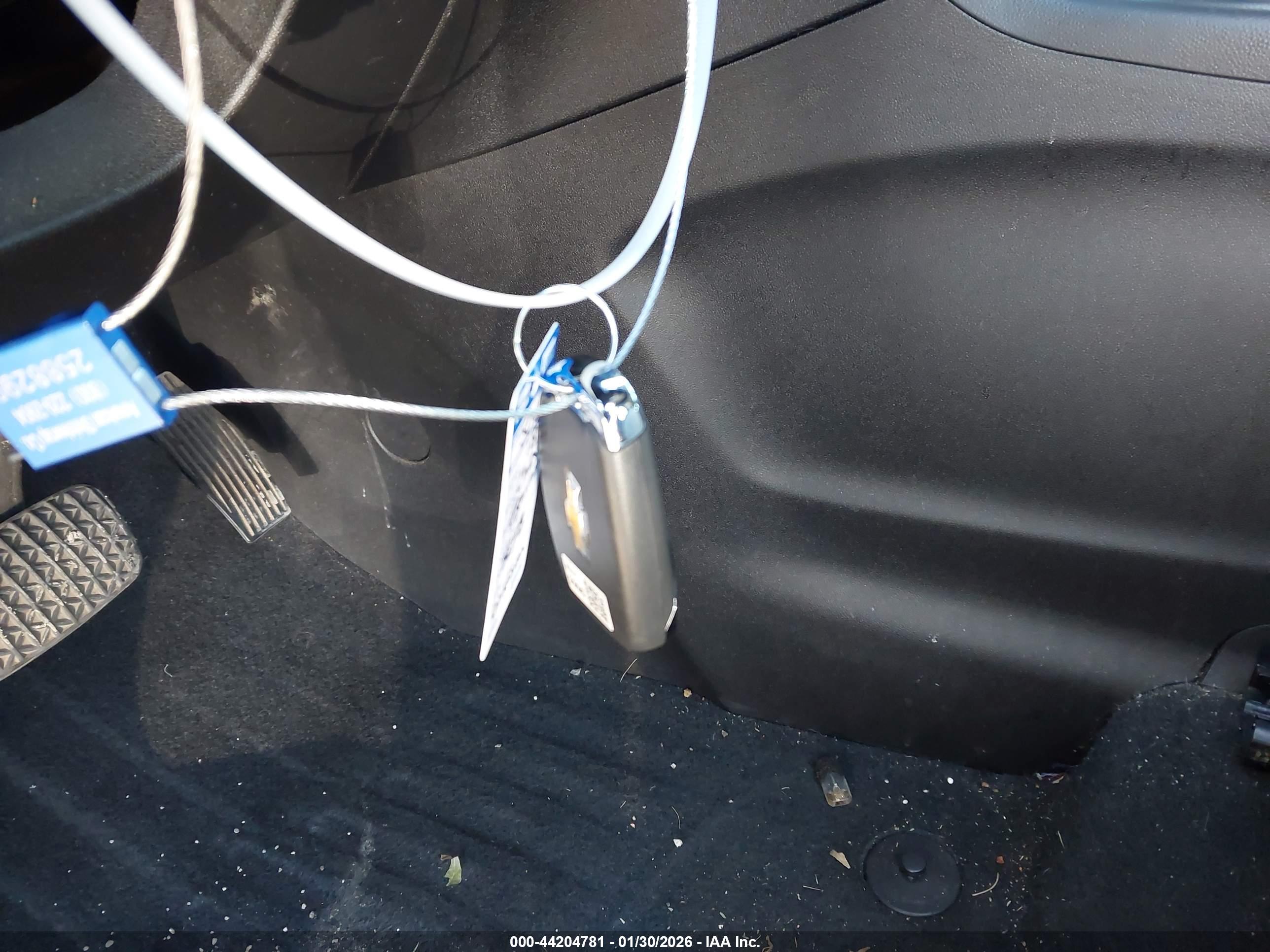CHEVROLET EQUINOX image 11