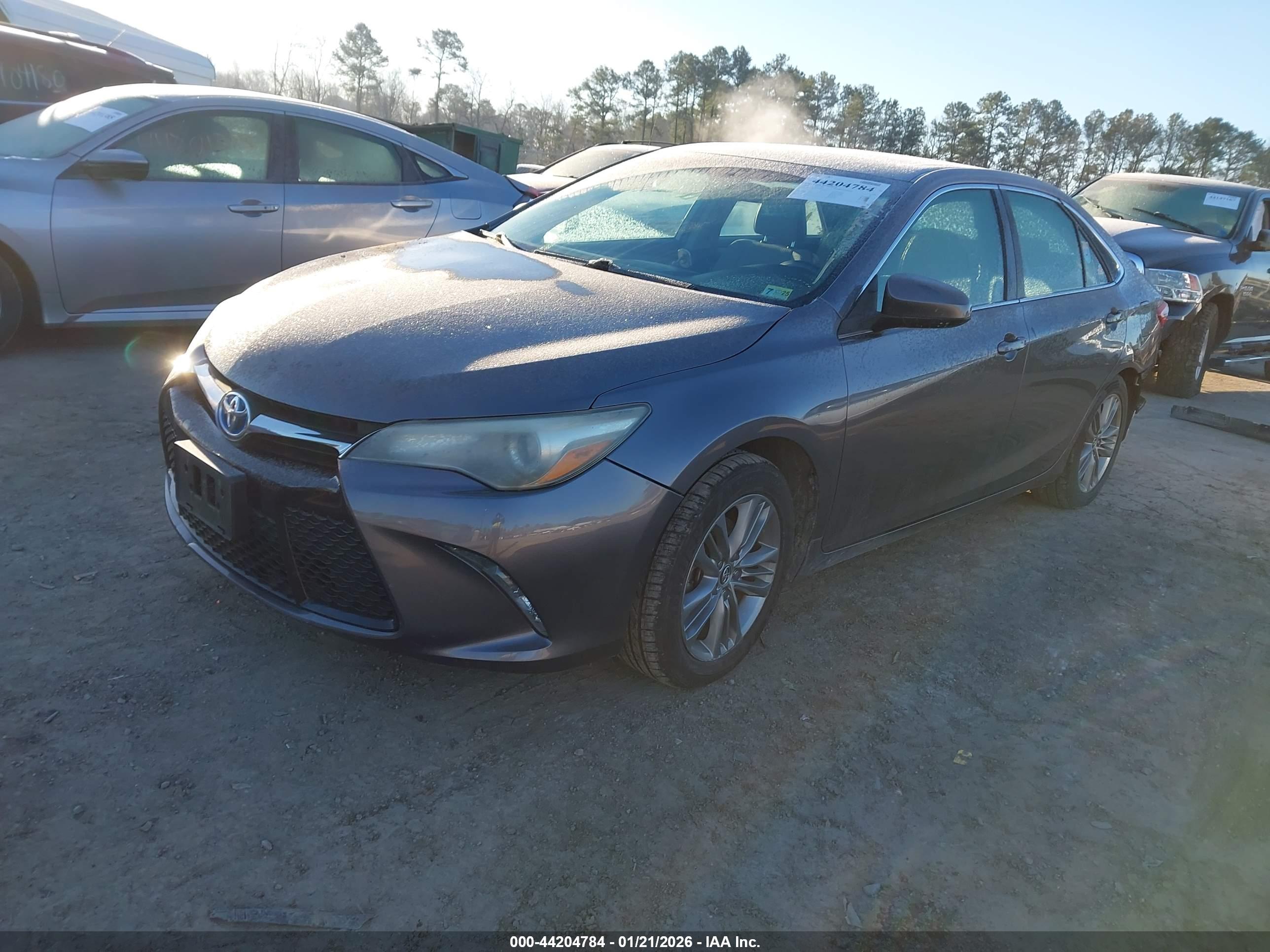 TOYOTA CAMRY image 2