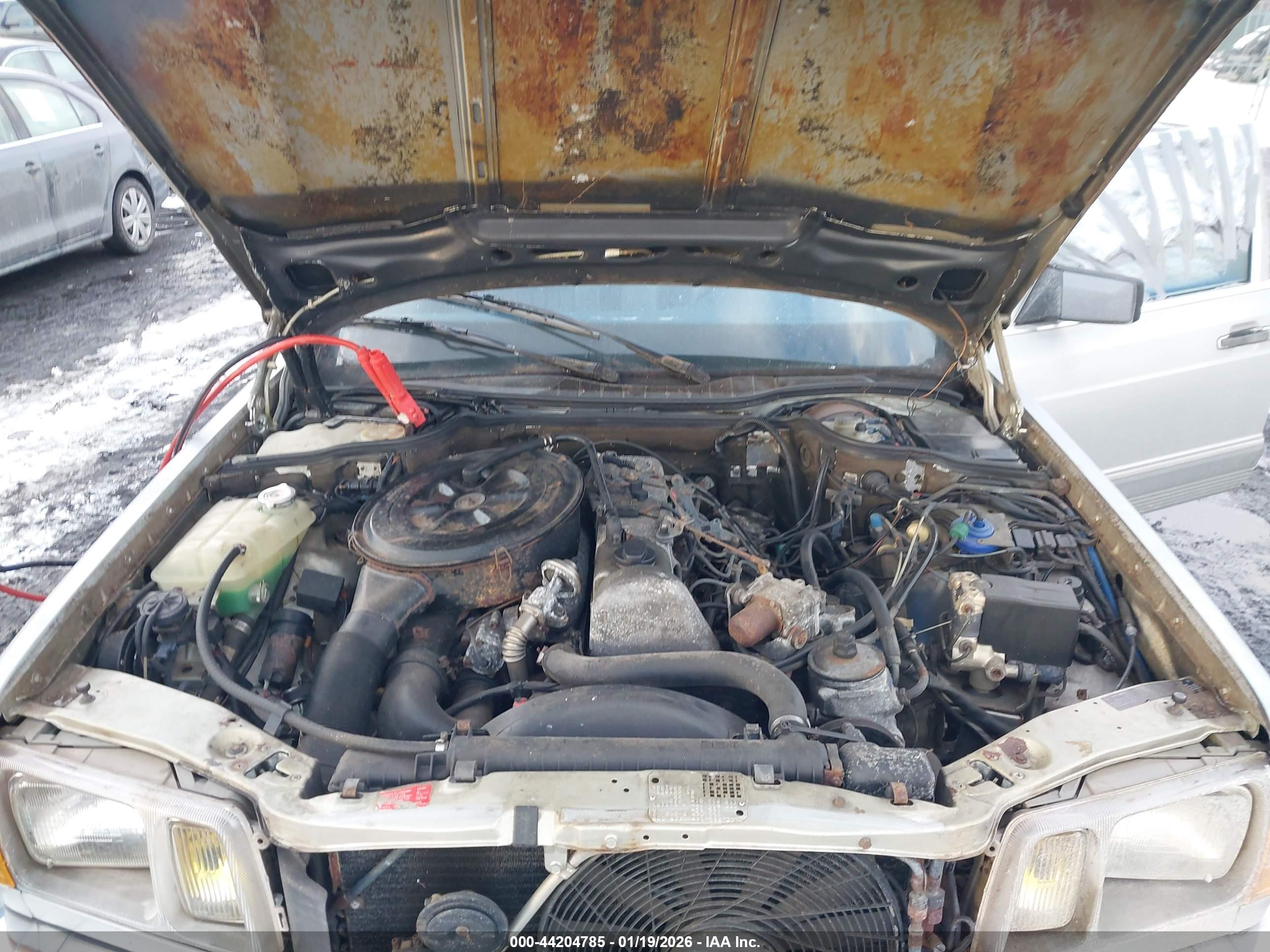 MERCEDES-BENZ 300 image 10
