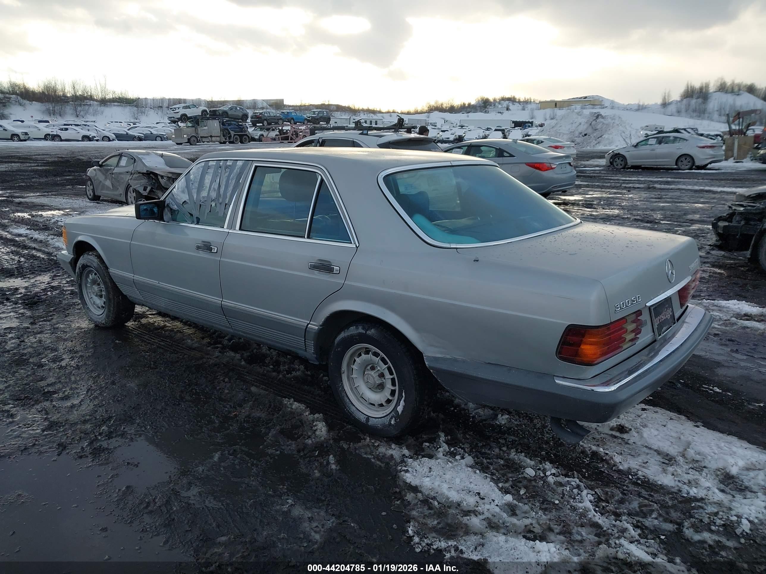MERCEDES-BENZ 300 image 3