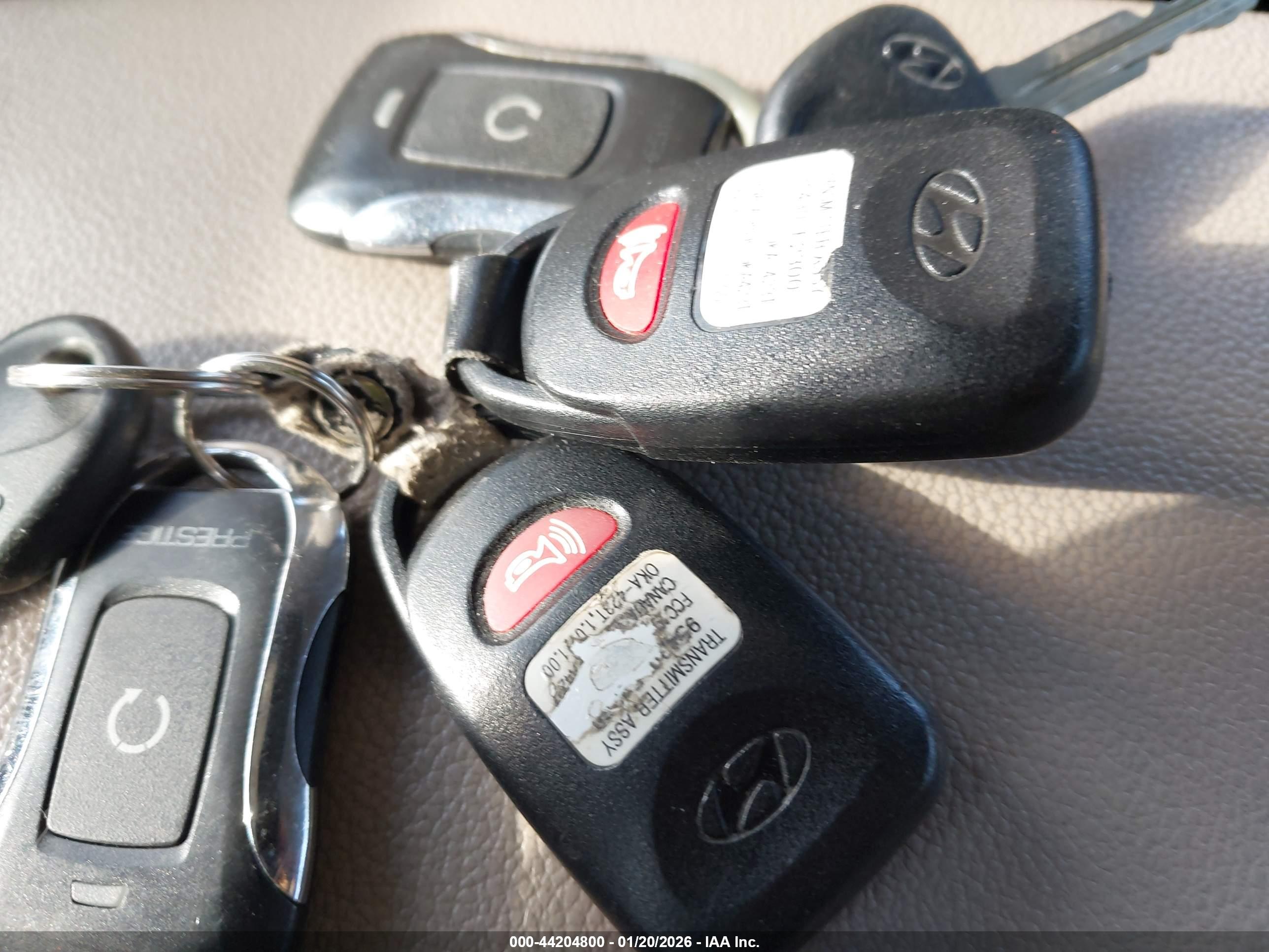 HYUNDAI ELANTRA image 11