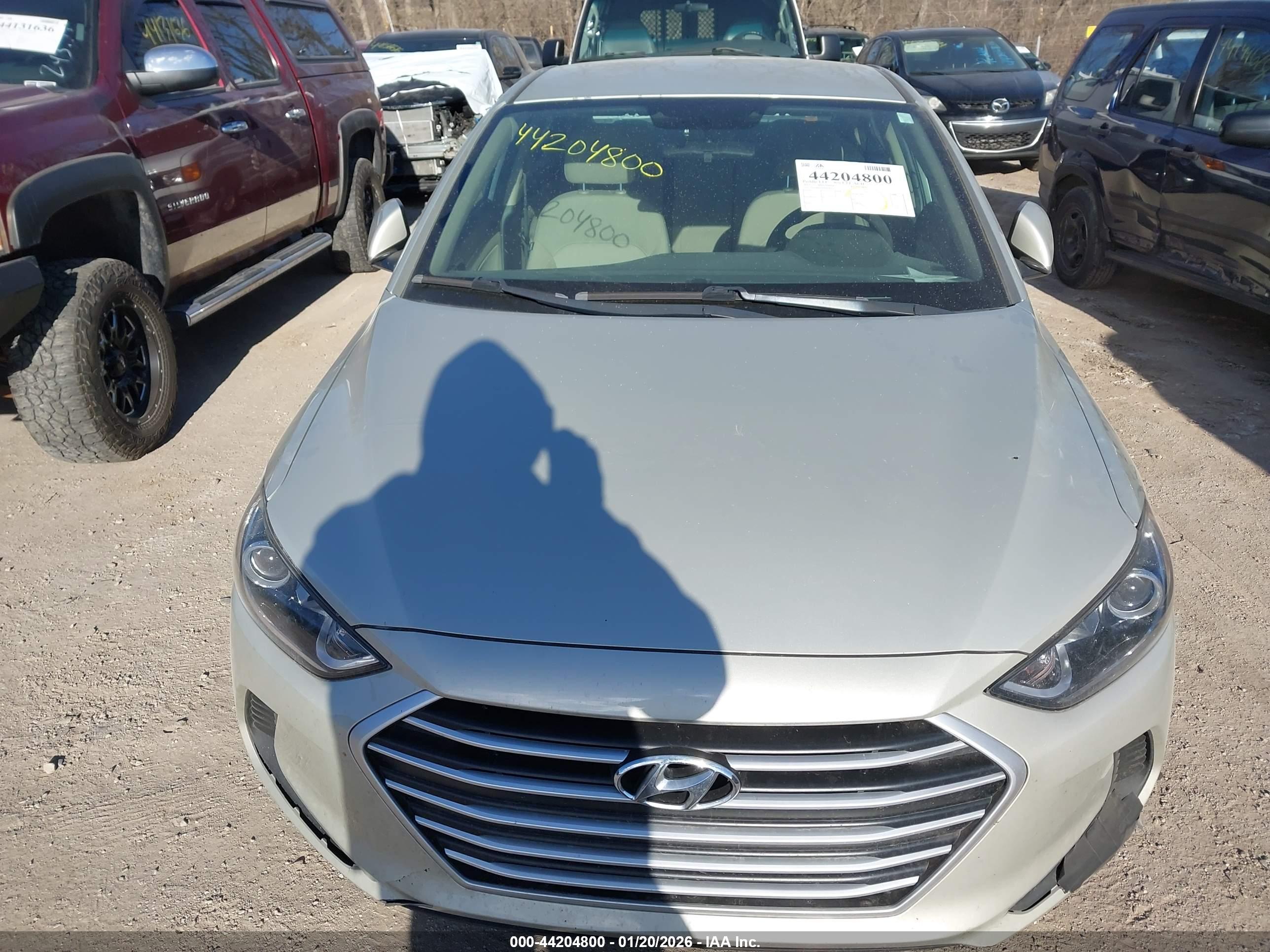 HYUNDAI ELANTRA image 6