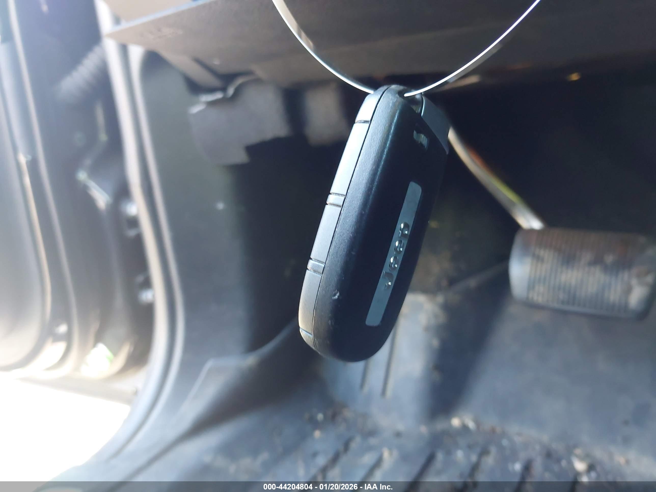 JEEP GRAND image 11