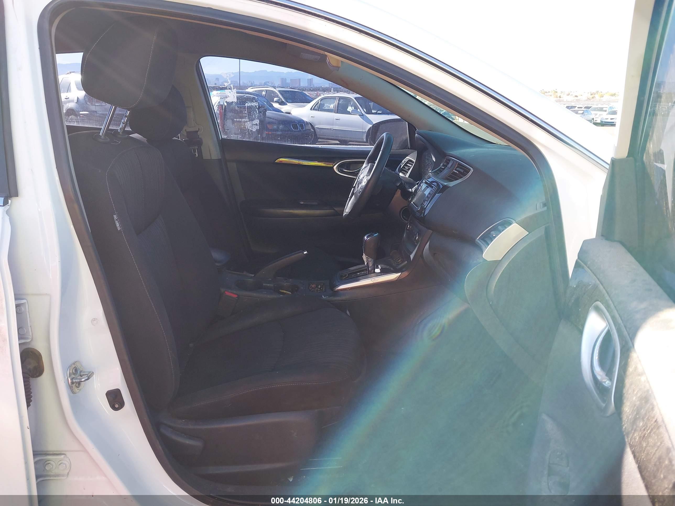 NISSAN SENTRA image 5