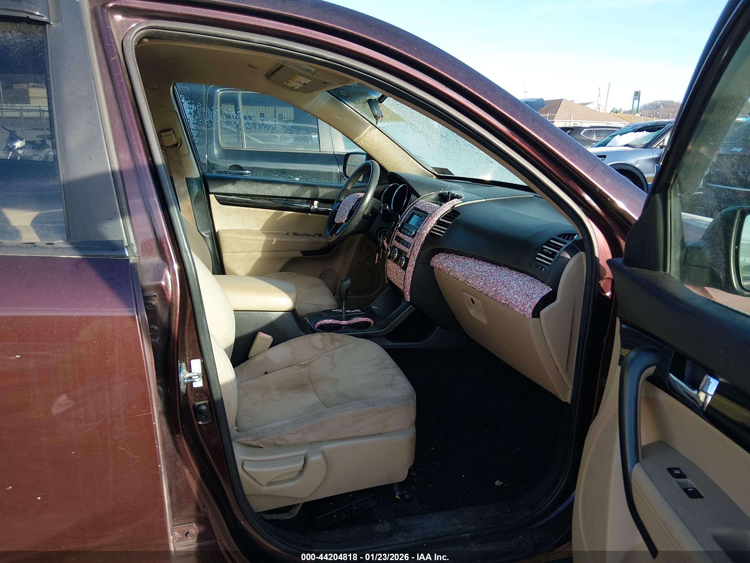 KIA SORENTO image 5
