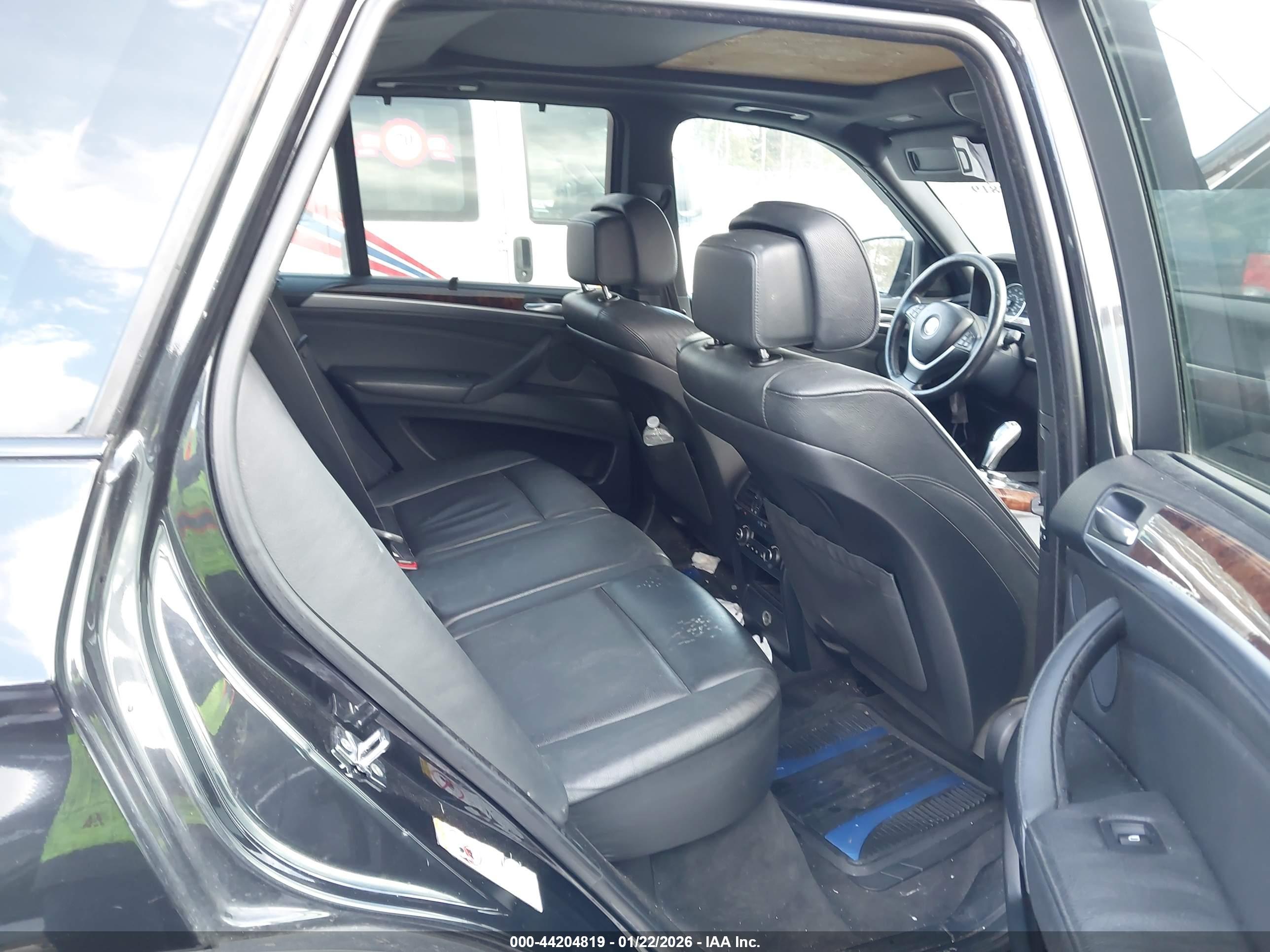 BMW X5 image 8